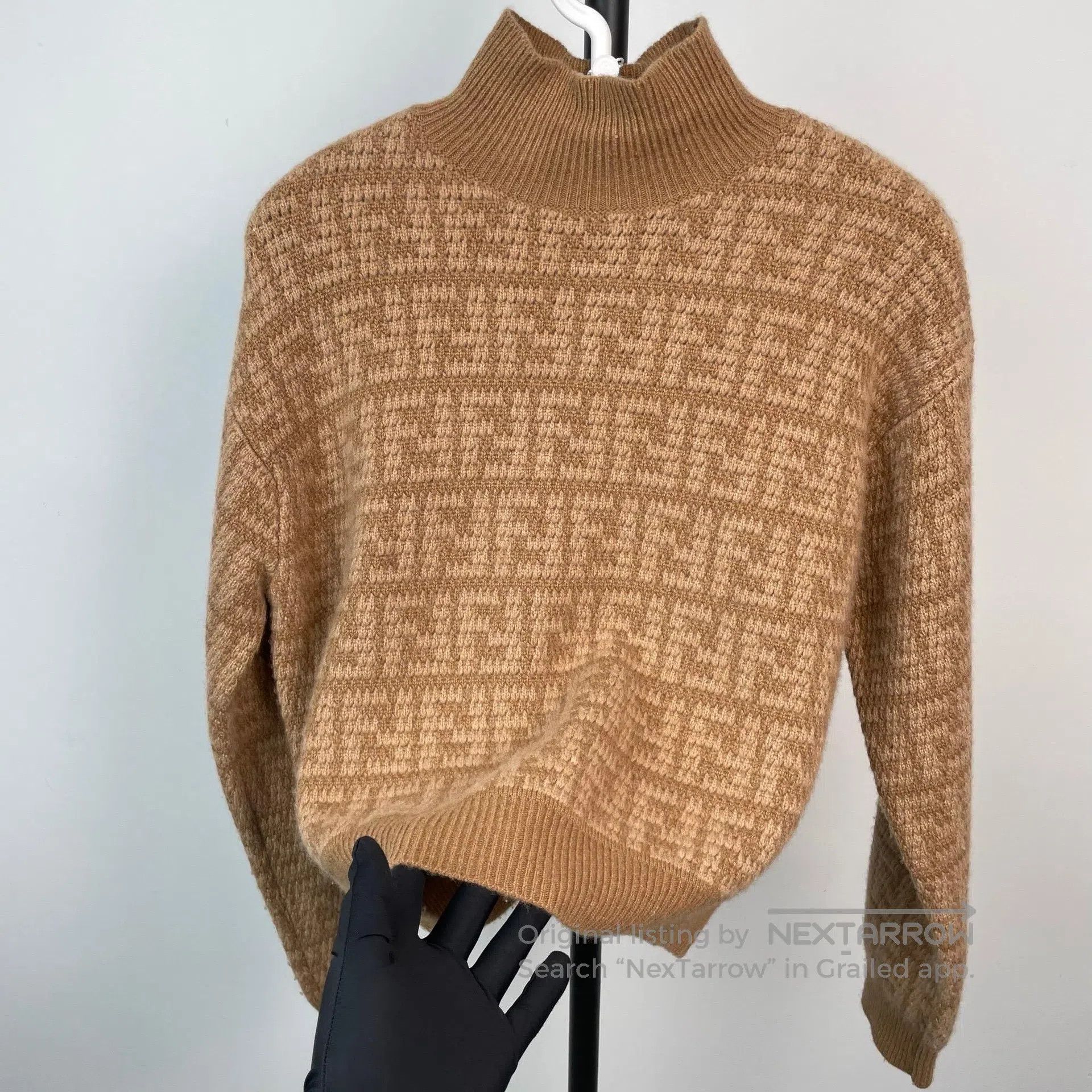 Fendi FENDI Caramel Brown Cashmere Half High Neck Full Print Lon Size XS / US 0-2 / IT 36-38 - 3 Thumbnail