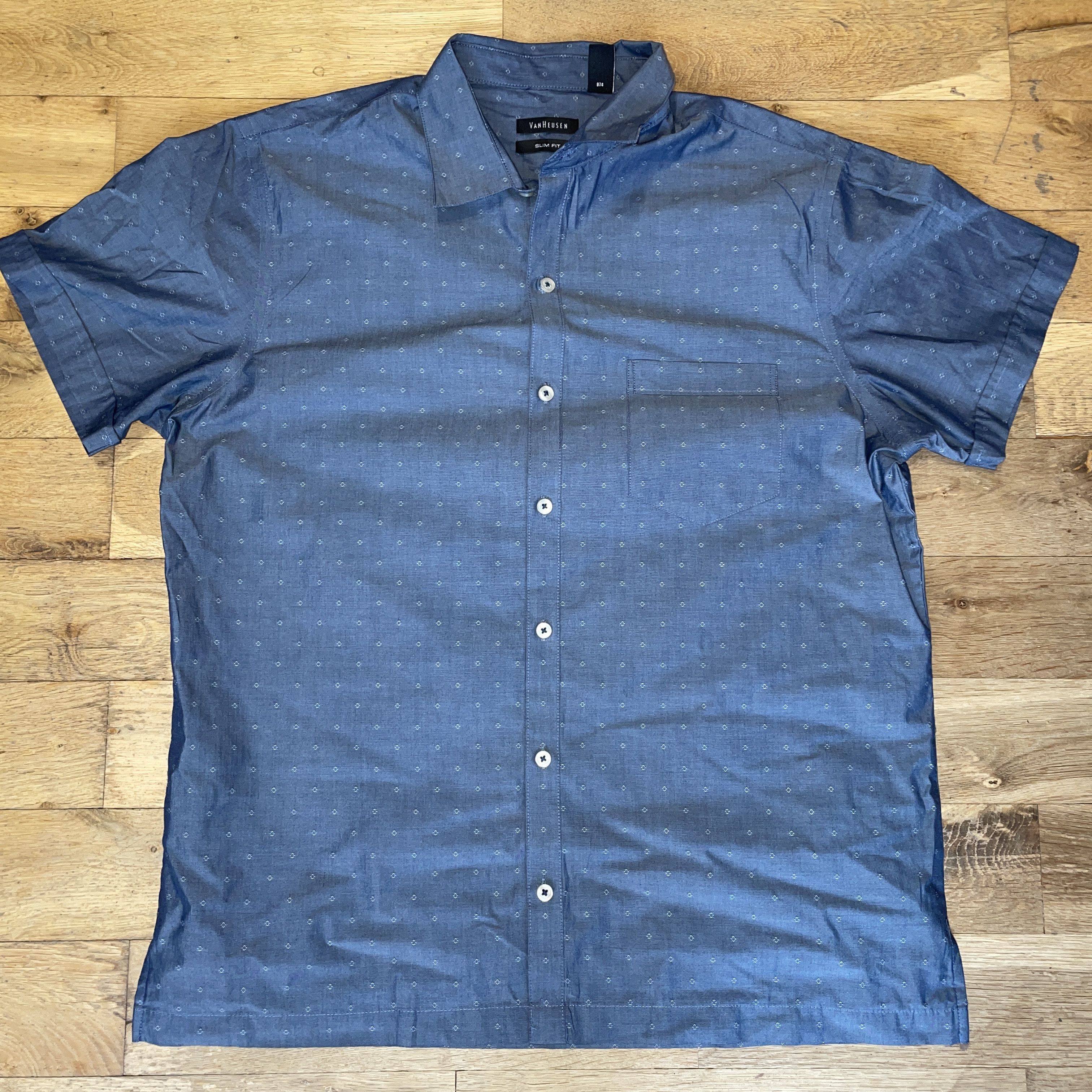 Van Heusen Van Heusen Men's Elegant Slim Fit Shirt Size L - New Size US L / EU 52-54 / 3 - 1 Thumbnail