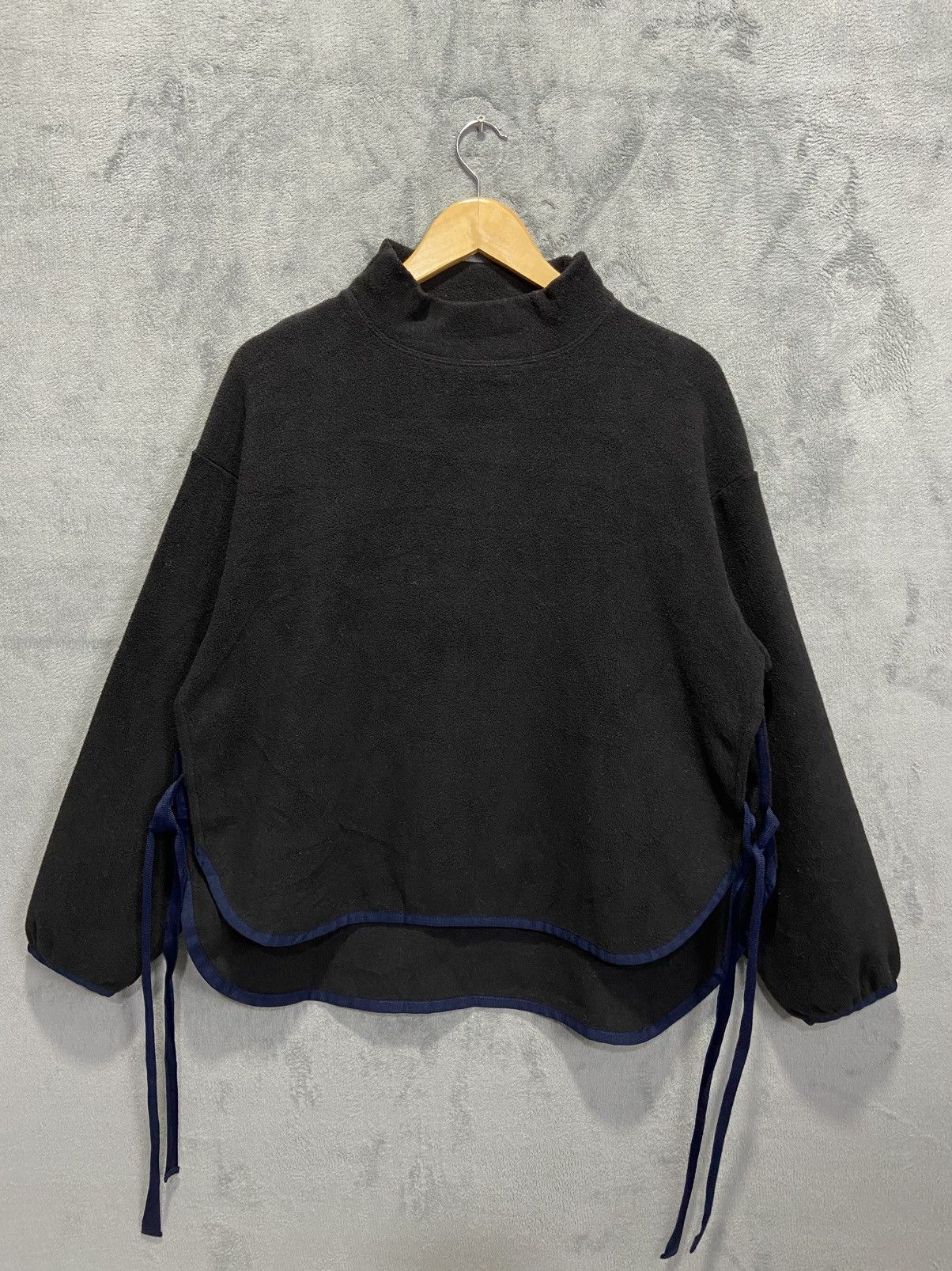 White Mountaineering x uniqlo Mock Neck Pullover Sweater