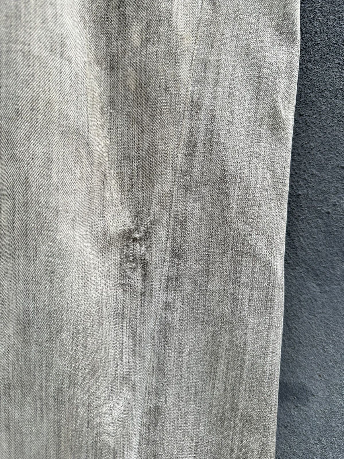 Emporio Armani 👹Vintage THRASHED Emporio Armani Baggy Flare Jeans Size US 33 - 14 Thumbnail