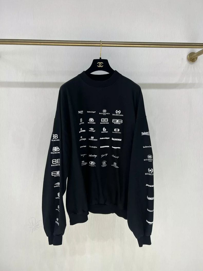Balenciaga Balenciaga ARCHIVES LOGOS Full Print Black Sweatshirt Size US S / EU 44-46 / 1 - 1 Thumbnail
