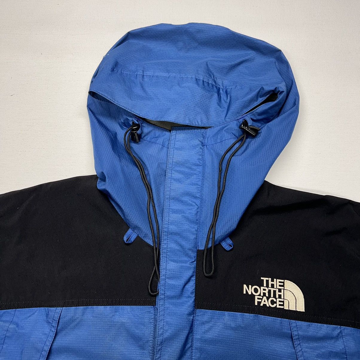 The North Face × Vintage VTG The North Face Jacket Blue Gore-Tex Mountain Blue Zip Size US M / EU 48-50 / 2 - 3 Thumbnail