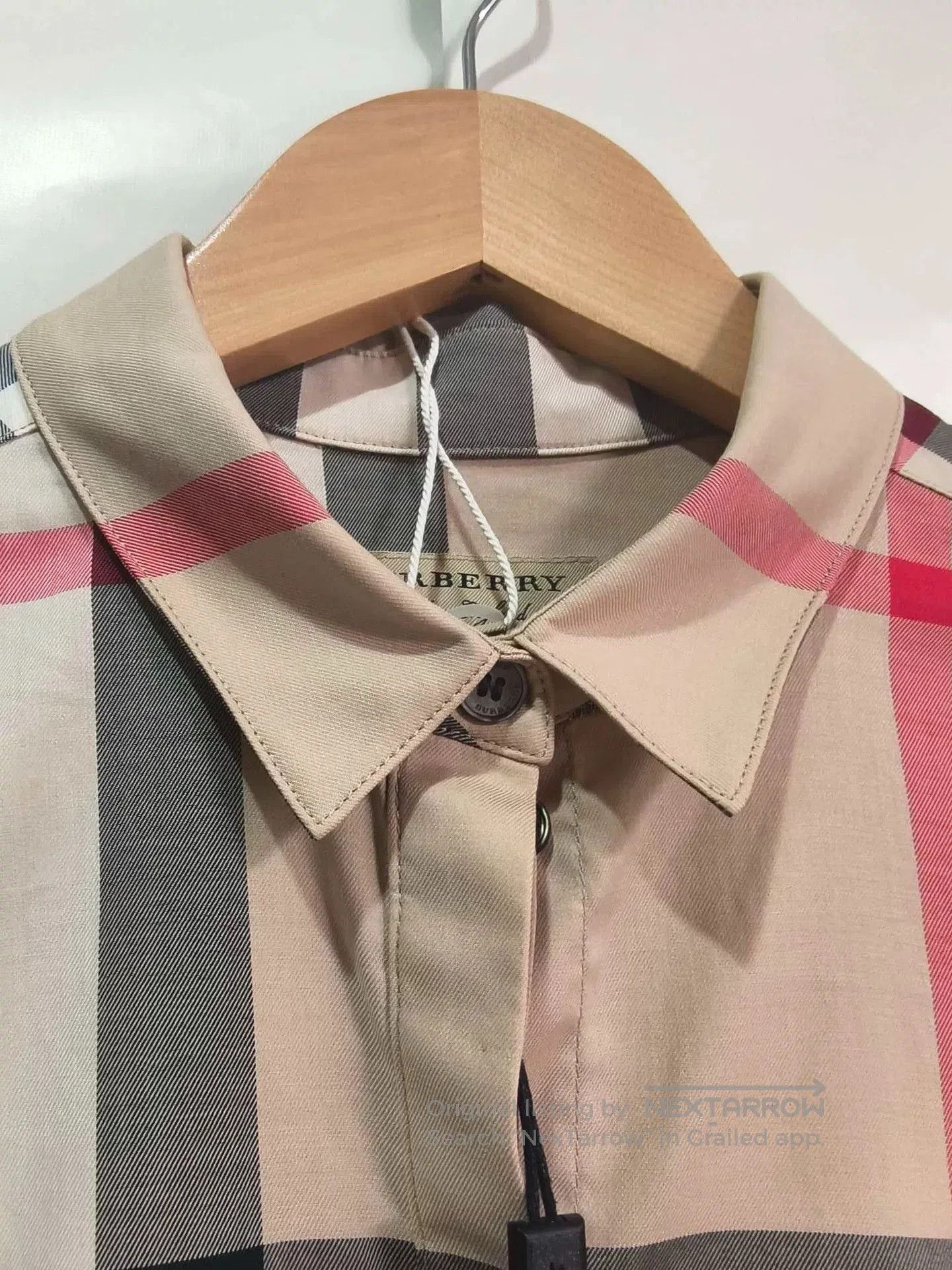 Burberry Burberry Beige Plaid Slim Fit Shirt XS. Size US XS / EU 42 / 0 - 3 Thumbnail