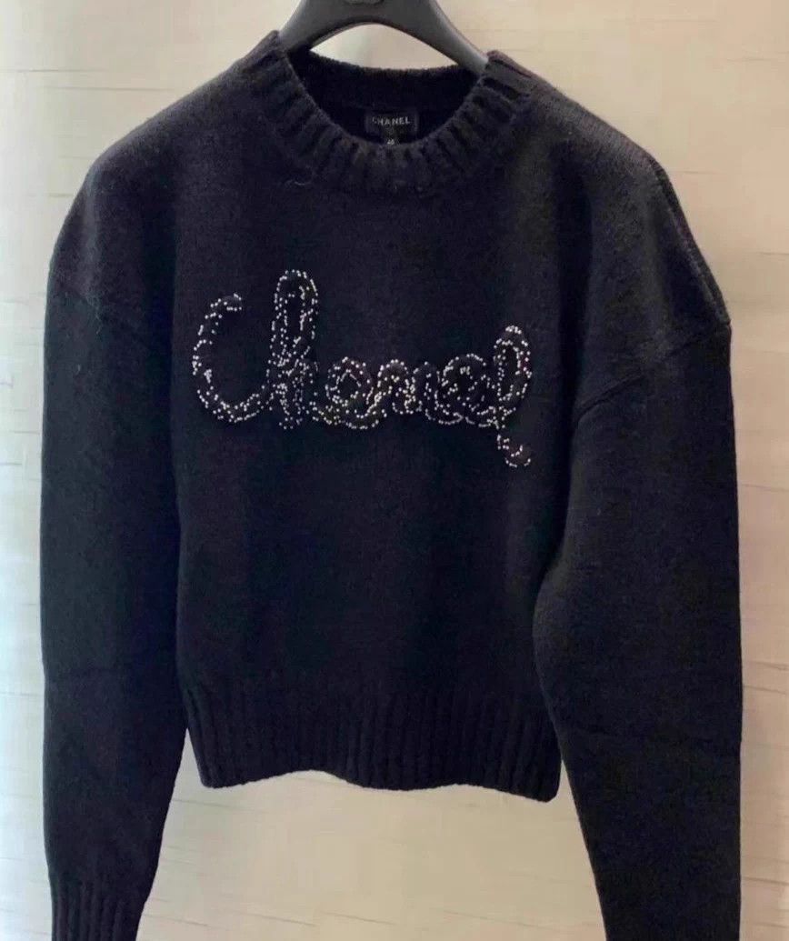 Chanel CHANEL Women's 36 Sweater Size XS / US 0-2 / IT 36-38 - 1 Thumbnail