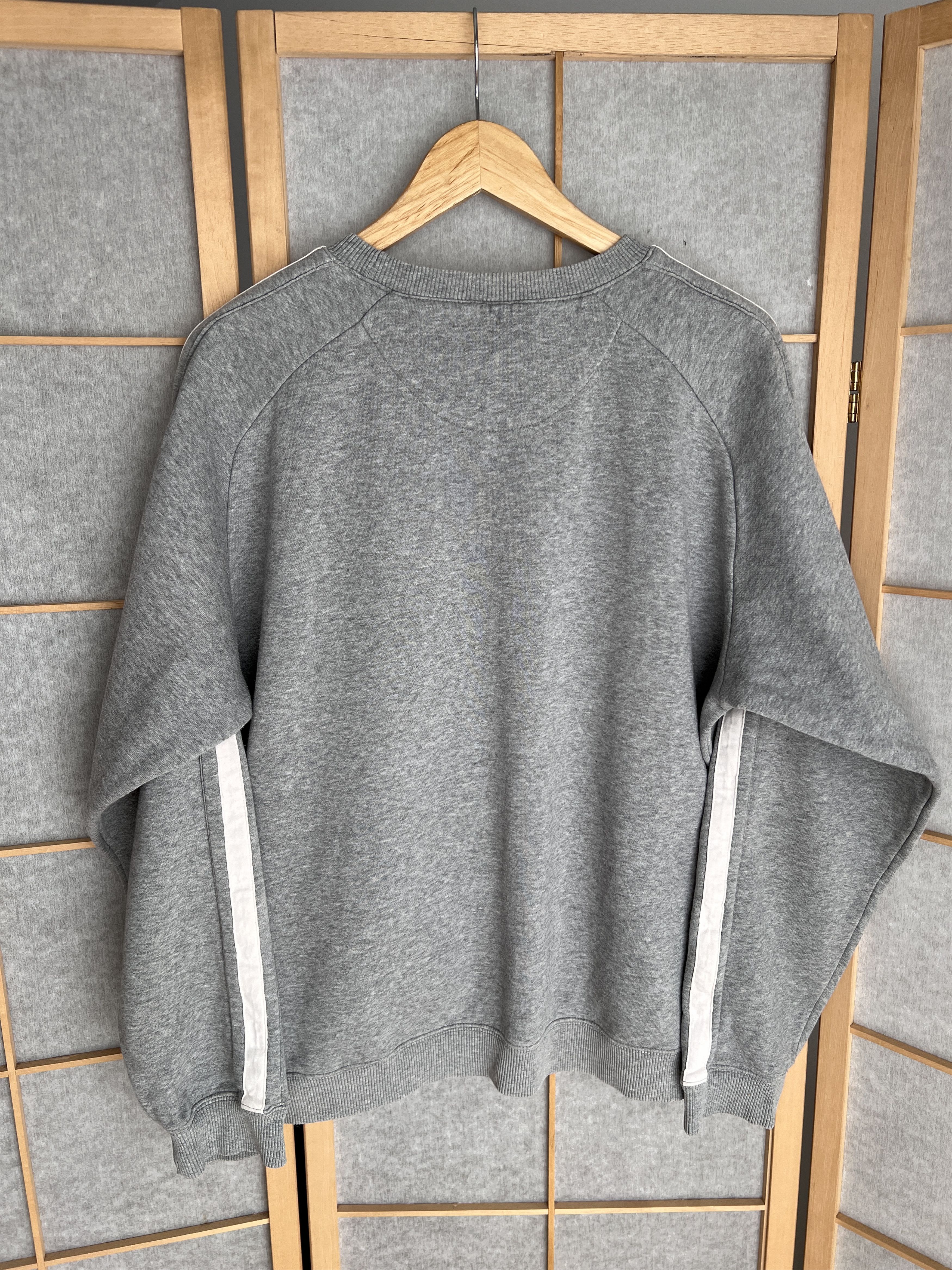 Nike 2000s Nike boxy sweatshirt big embroidered logotype swoosh M Size US M / EU 48-50 / 2 - 8 Thumbnail