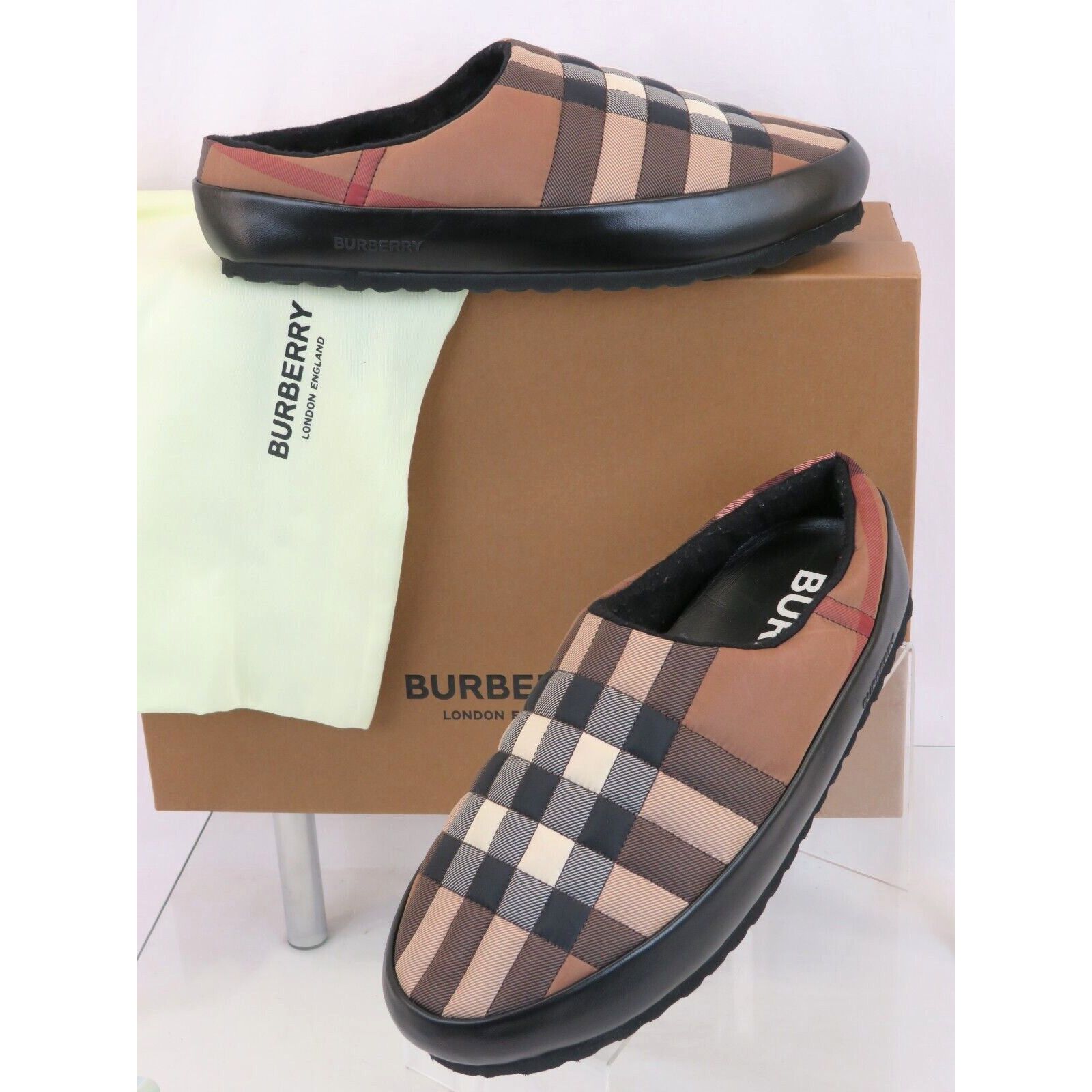image of Burberry Northaven Brown Quilted Check Black Logo Slippers 47 Us 14, Men's