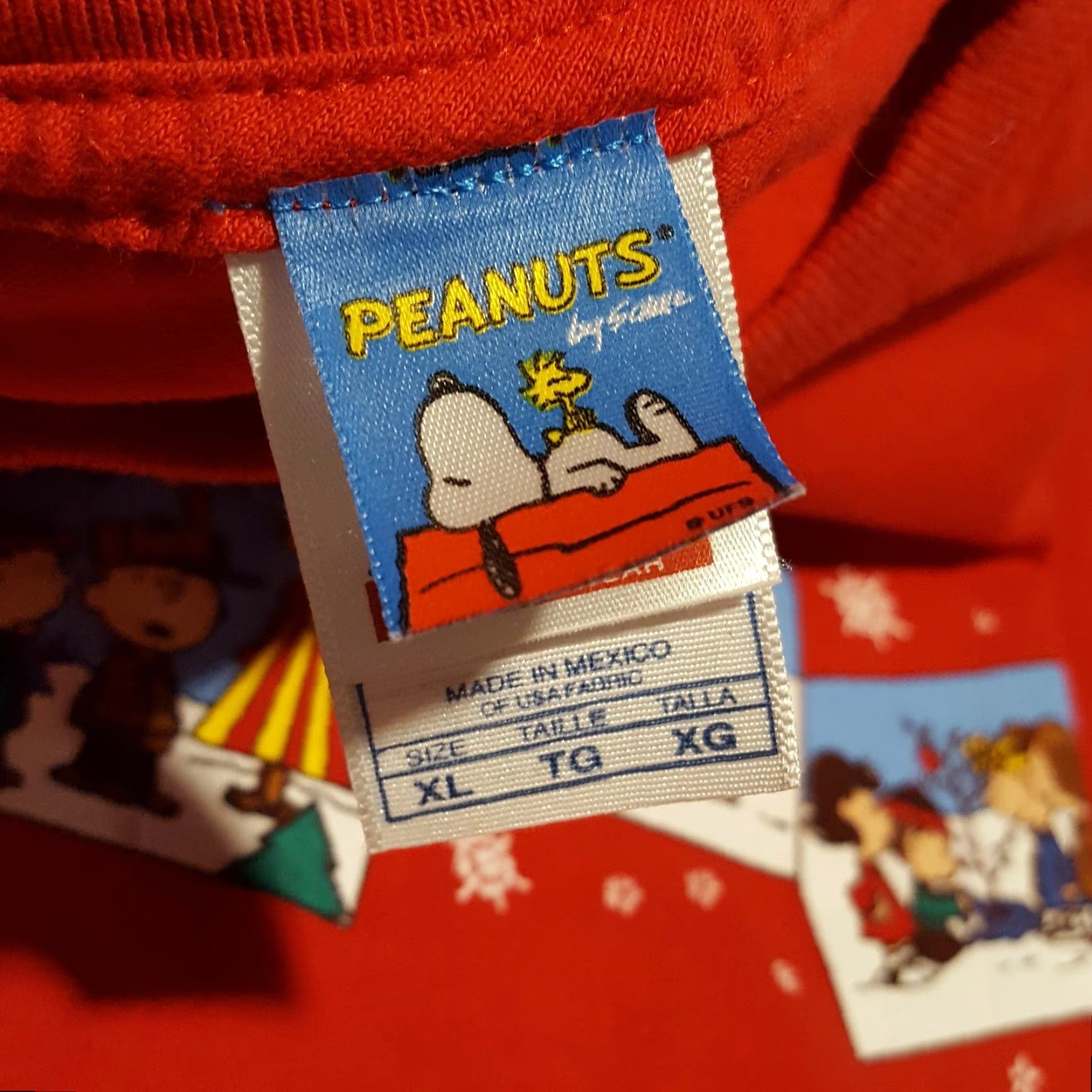 Peanuts VTG Peanuts Christmas Men's Size XL Snoopy Charlie Brown Comic Cartoon T Shirt Red Size US XL / EU 56 / 4 - 7 Thumbnail