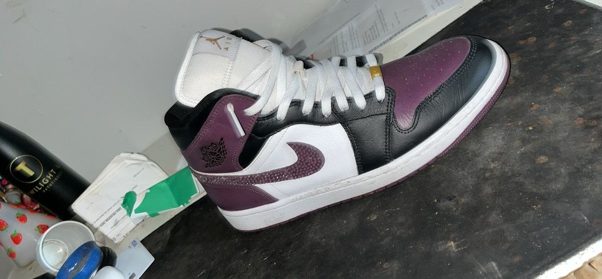 Nike Custom Jordan 1 Size US 11 / EU 44 - 2 Thumbnail