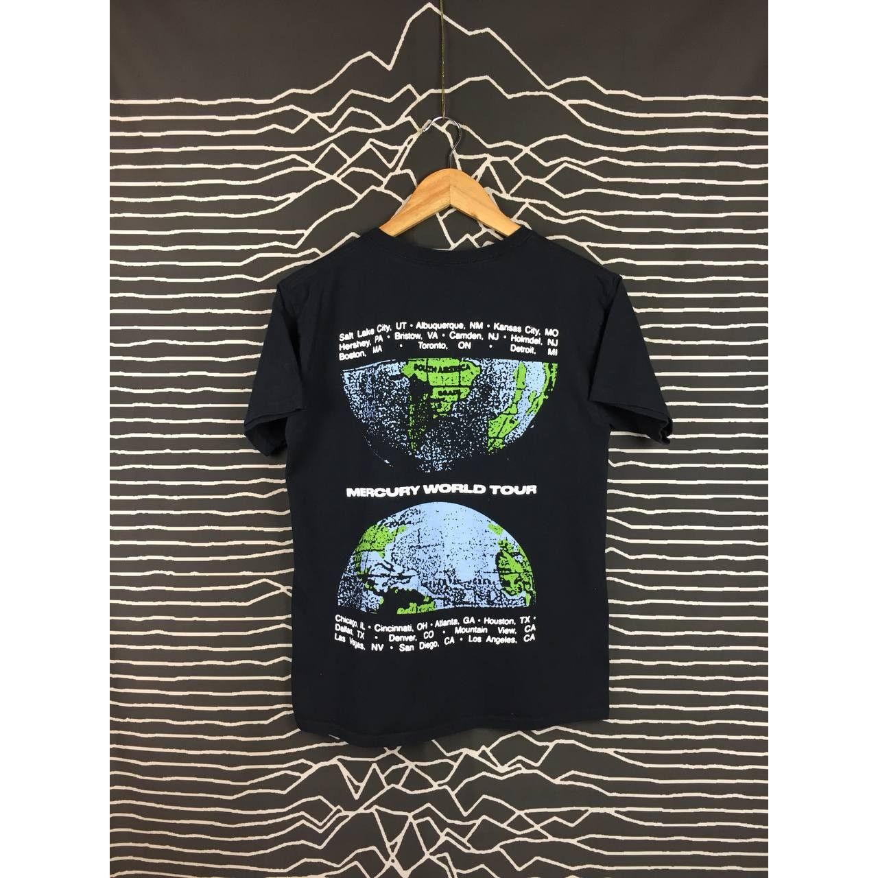 Band Tees × Vintage Imagine Dragons Mercury World Tour Tee Youth L Size US S / EU 44-46 / 1 - 2 Thumbnail