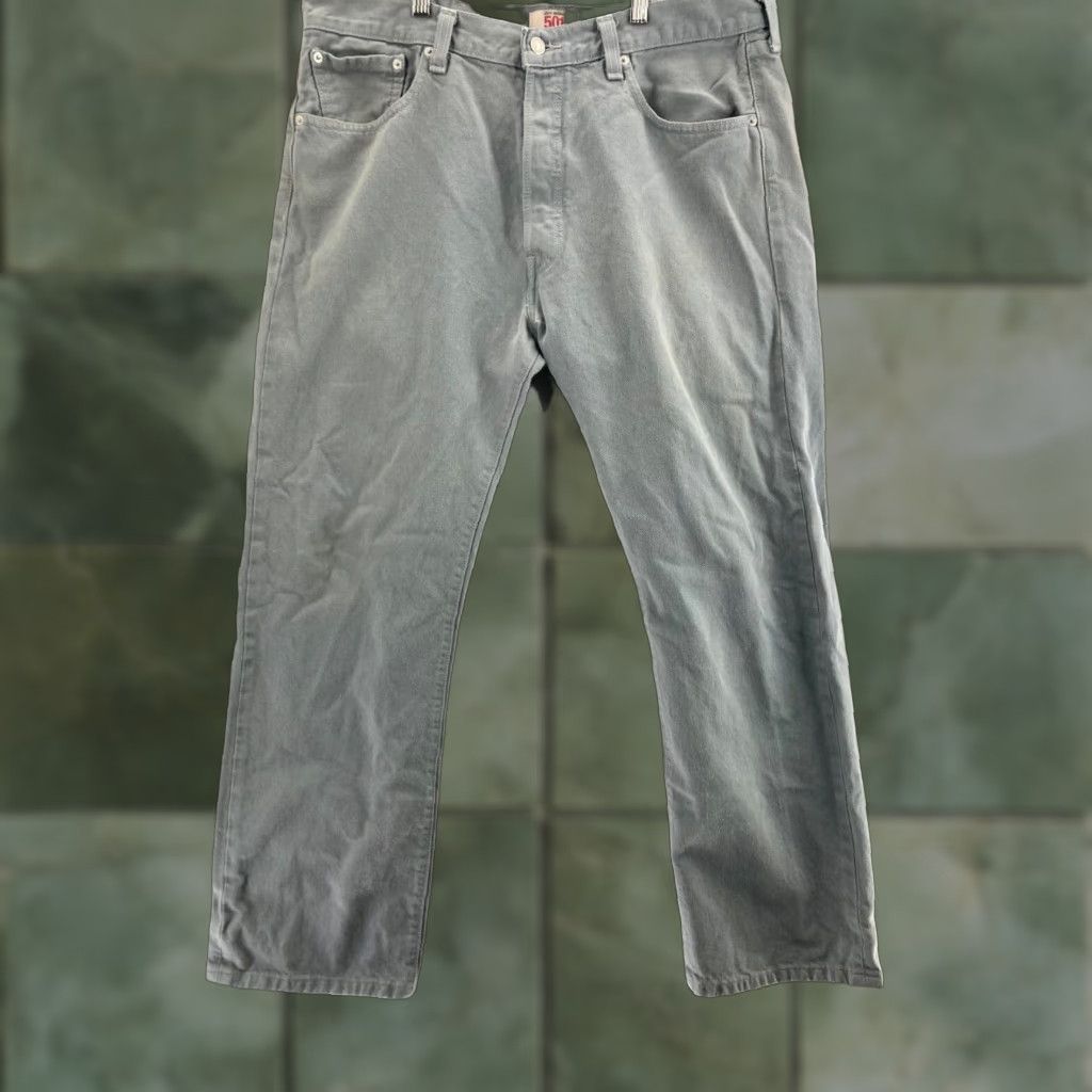 Levi's Levi's 501 Jeans Mens 38x30 Blue Denim Original Fit Button Fly 5-Pocket Y2K Size US 38 / EU 54 - 1 Thumbnail