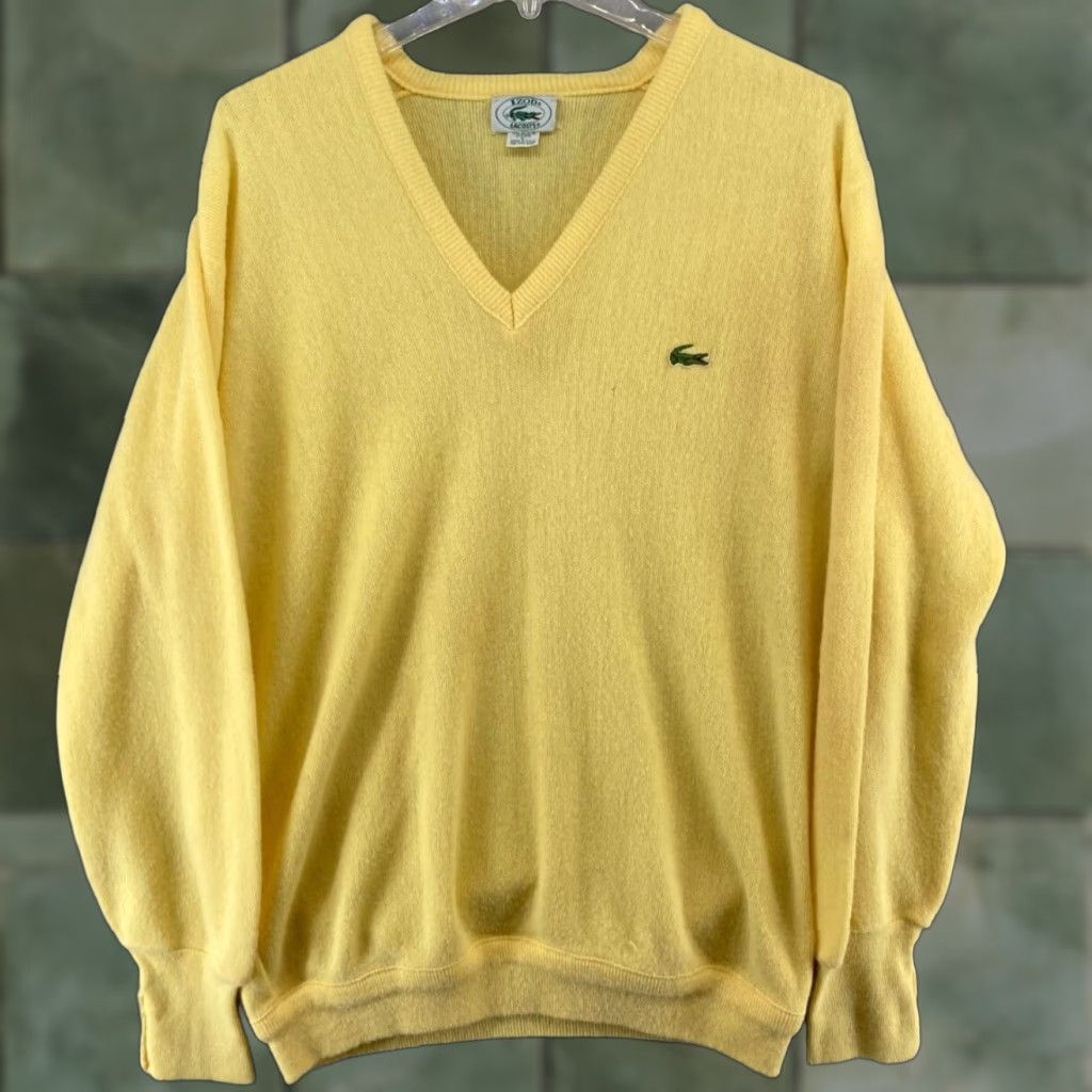 Izod VINTAGE Izod Lacoste Mens Sweater Pullover Large Yellow Logo Embroidered 80s 90s SKU: L Mens Knit V-Neck Size US L / EU 52-54 / 3 - 1 Thumbnail