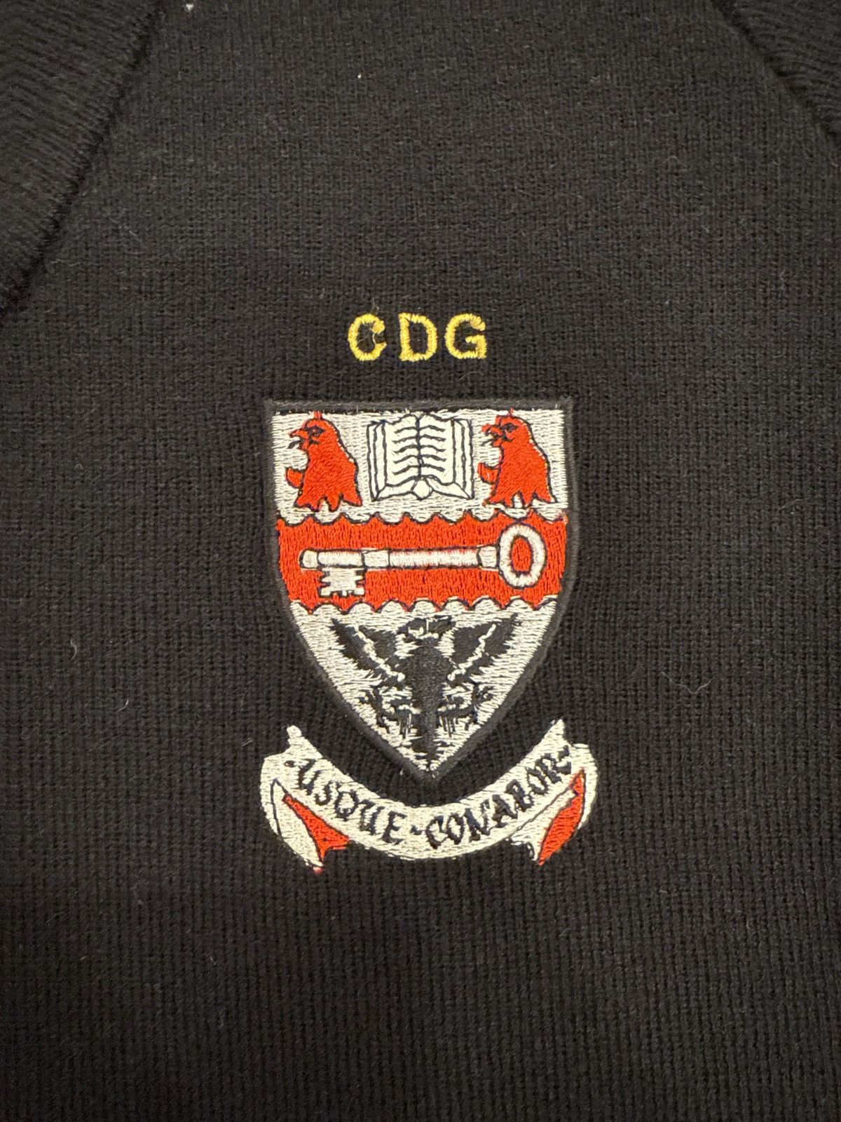 Comme des Garcons Comme des Garcons School Crest V Neck Caridgan Size US S / EU 44-46 / 1 - 3 Thumbnail