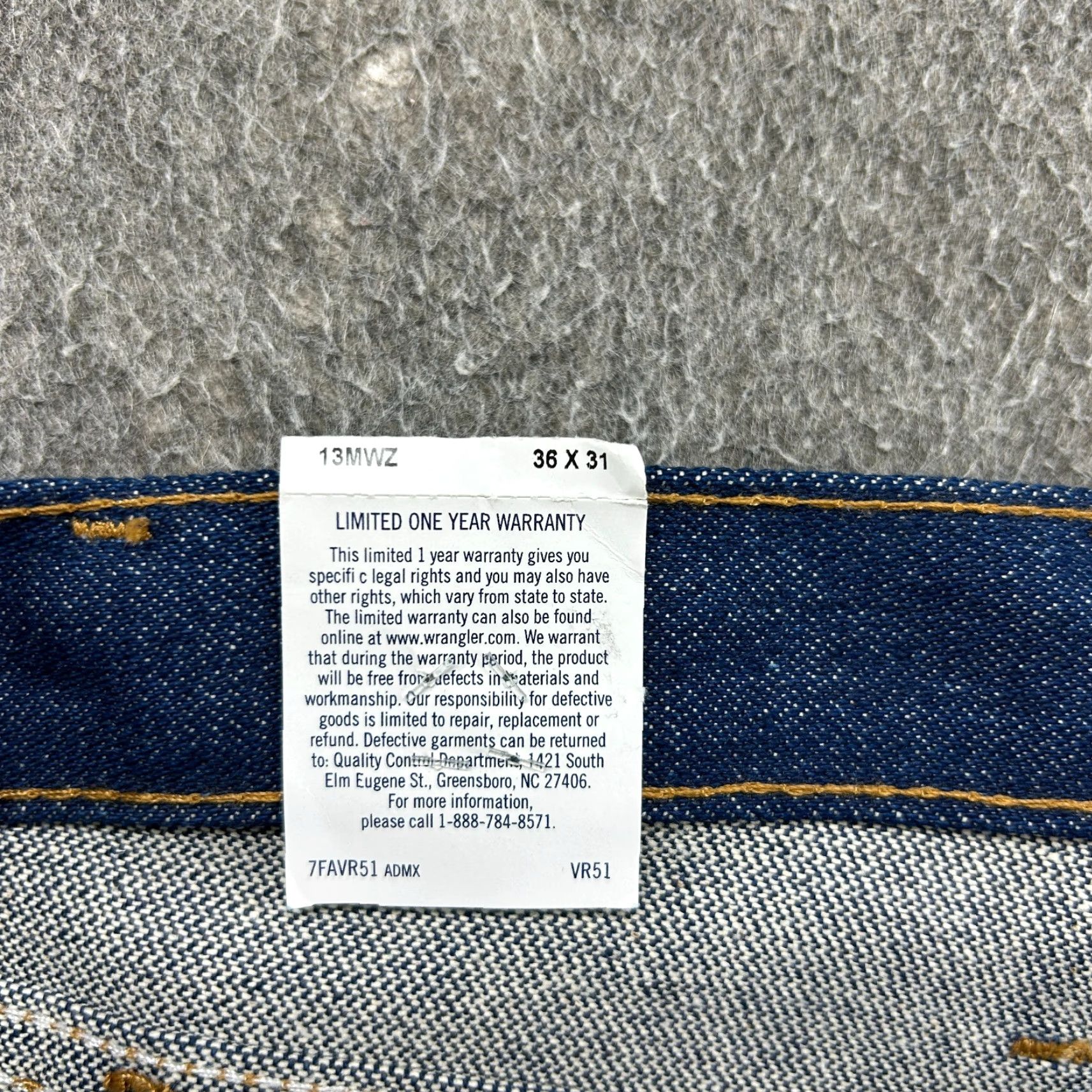 Wrangler Wrangler 13MWZ Jeans Mens 36x31 Blue Cowboy Cut Straight Dark Wash Western Rodeo 90s Cowboy Mens Regular Jeans Size US 36 / EU 52 - 6 Thumbnail