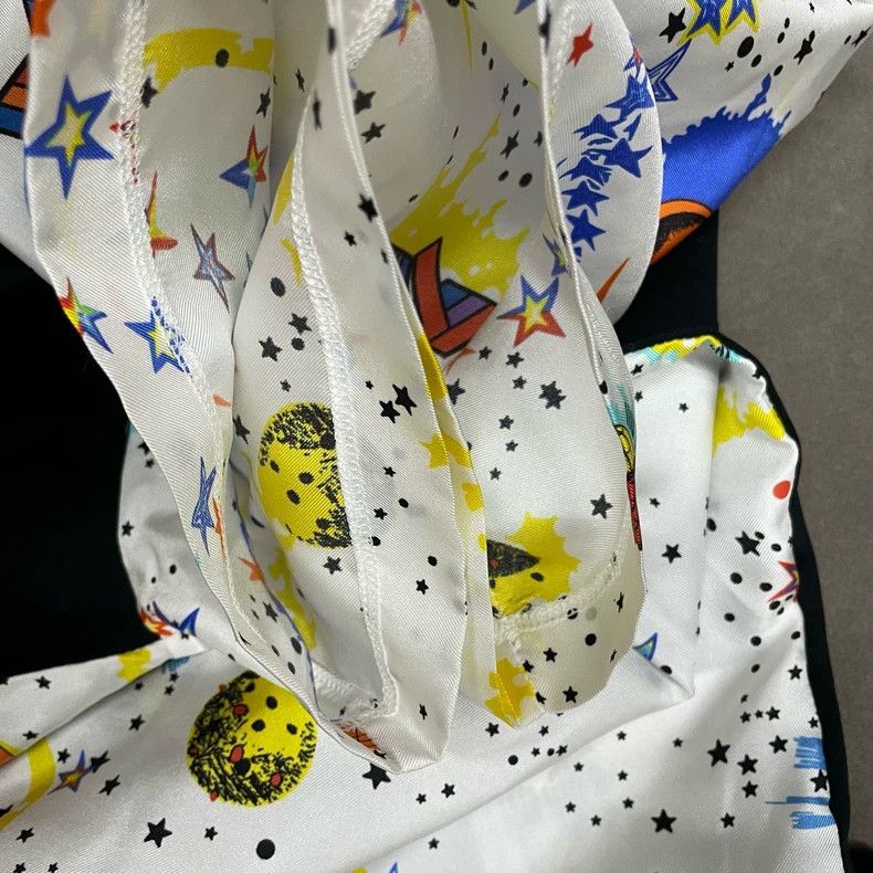 Louis Vuitton Louis Vuitton Black and white planet colorful printed shor Size US S / EU 44-46 / 1 - 4 Thumbnail