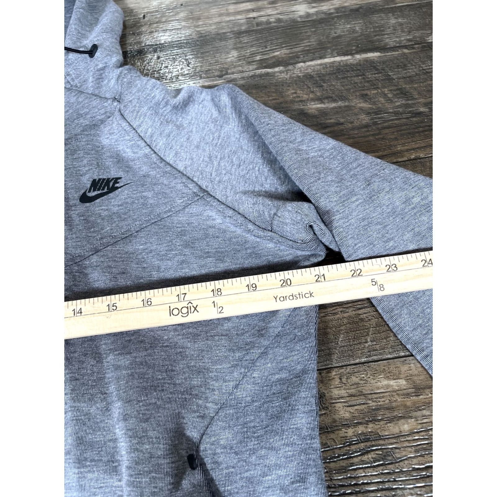 Nike Nike Sportswear Tech Fleece Full Zip Hoodie Womens XL Gray Size XL / US 12-14 / IT 48-50 - 3 Thumbnail