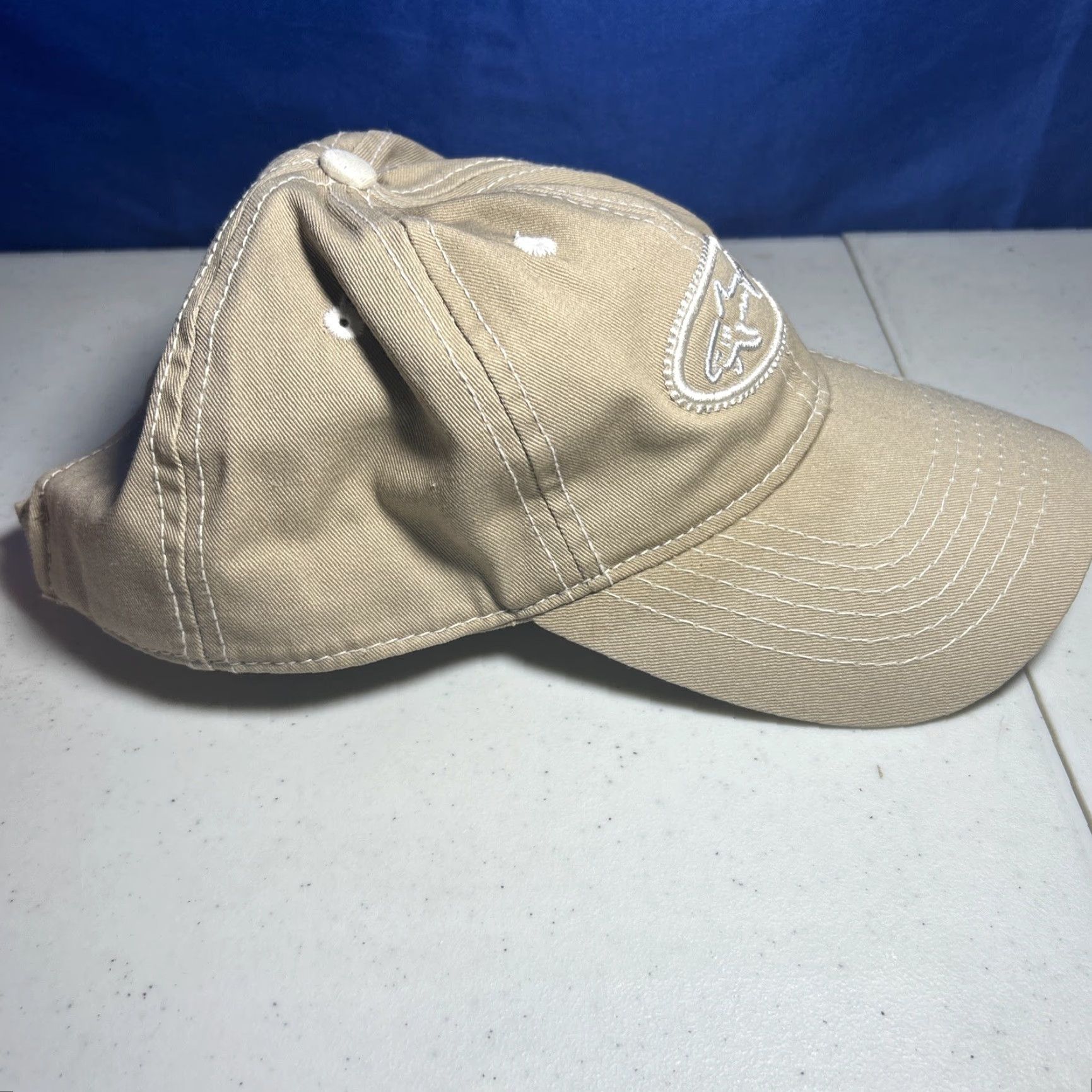 Vintage VINTAGE Greg Norman Hat Cap Khaki Adjustable Strap Baseball Cap Mens Cotton Khaki Logo Recreational Golf Size ONE SIZE - 5 Thumbnail
