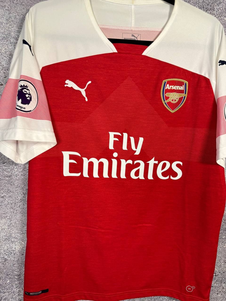 Puma × Vintage AUBAMEYANG Arsenal 2018/19 Puma Soccer Jersey Size US L / EU 52-54 / 3 - 5 Thumbnail