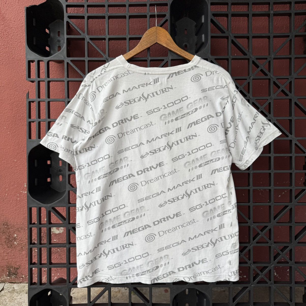 Vintage Vintage Y2K Sega Console Multiplayer Game Tee Size US M / EU 48-50 / 2 - 3 Thumbnail