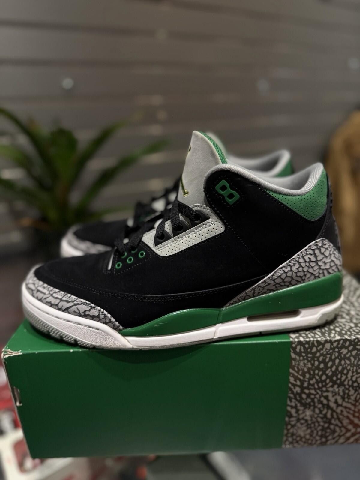 Jordan Brand Air Jordan 3 'Pine Green' Men's Size 10 Pre-owned Sneakers Size US 10 / EU 43 - 6 Thumbnail