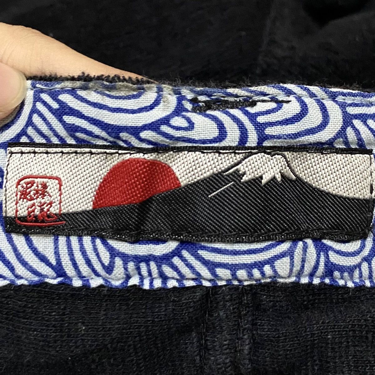 Japanese Brand Very Rare Vintage Japanese Brand Casual Pants 1990s Size US 32 / EU 48 - 9 Thumbnail