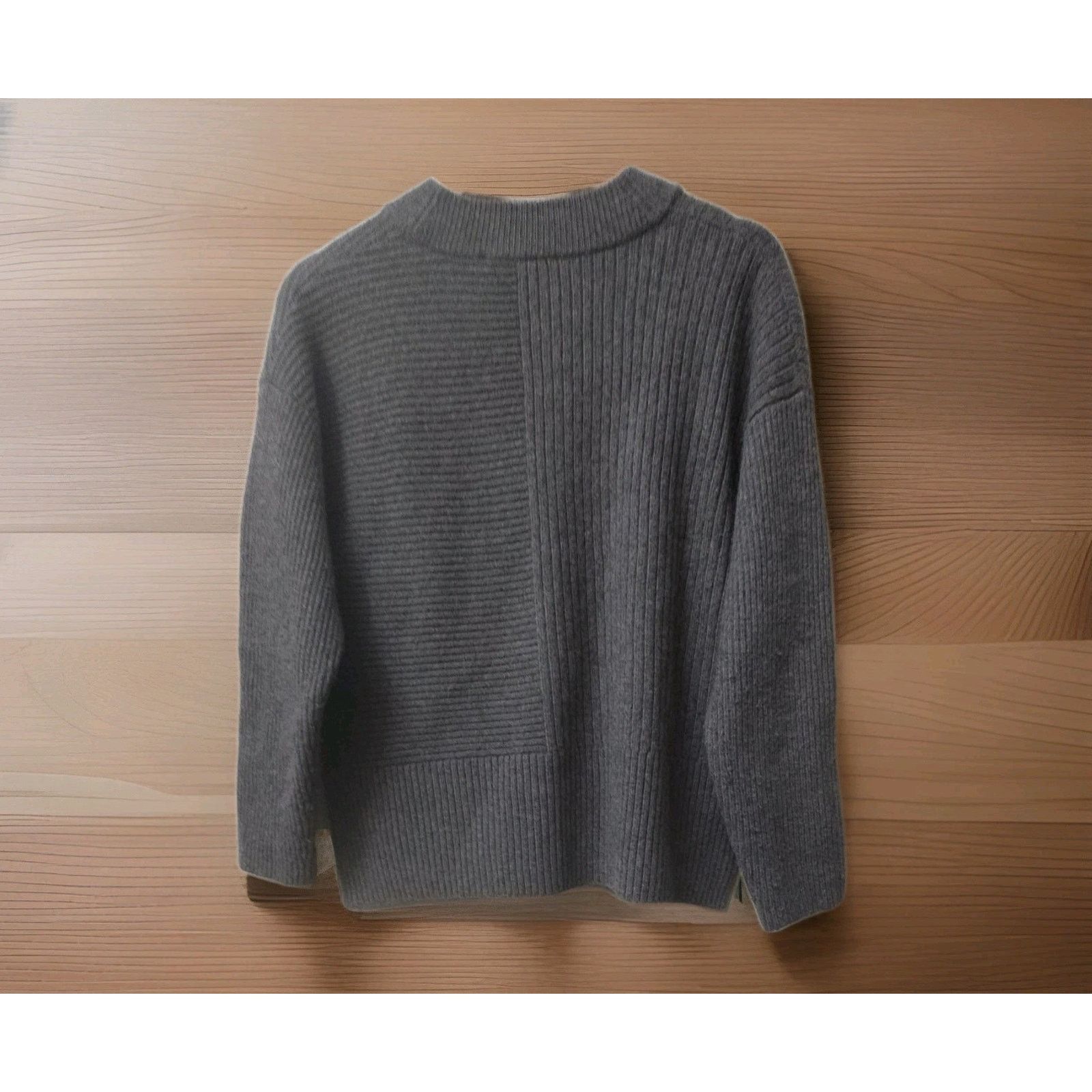 Everlane Everlane Premium The Cashmere Sweater in Gray Size Small Size S / US 4 / IT 40 - 2 Thumbnail