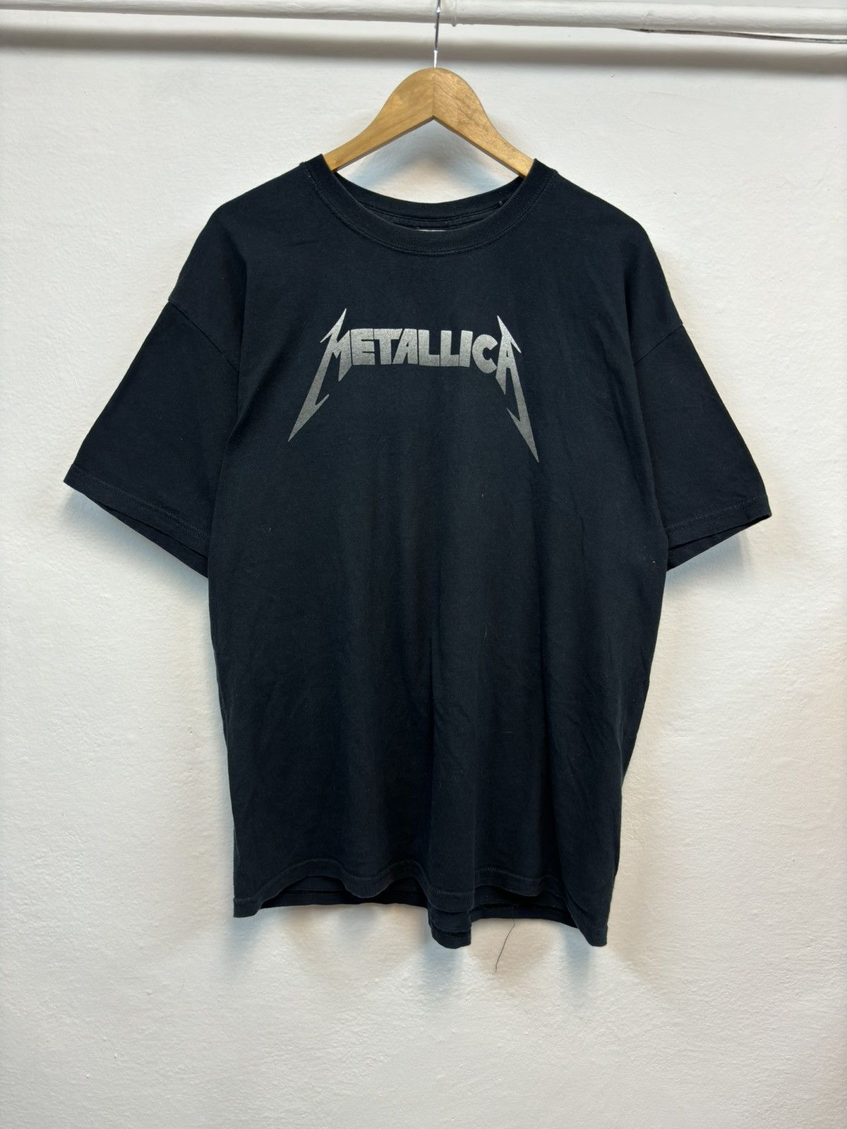 Metallica × Vintage Vintage Y2K Metallica 2007 Logo Rock T Shirt Metal 00s Size US XL / EU 56 / 4 - 1 Thumbnail