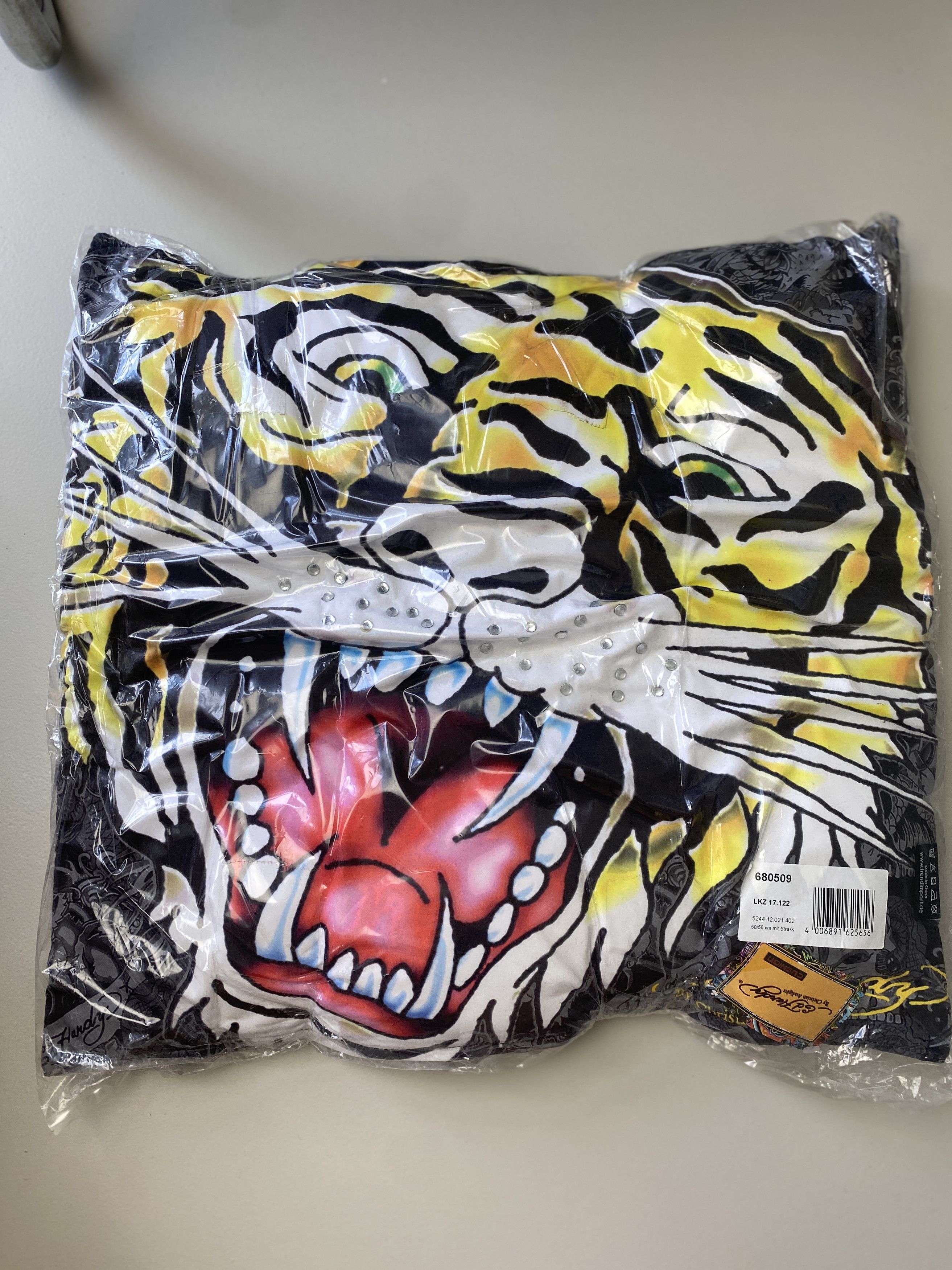 Ed Hardy Ed Hardy y2k 00s pillow affliction avant garde Size ONE SIZE - 1 Thumbnail