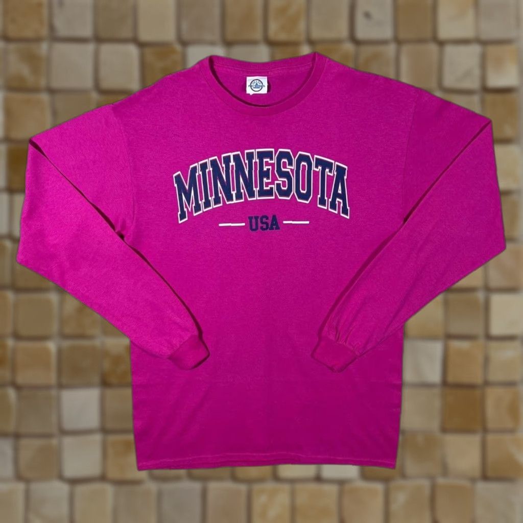 Delta Delta Minnesota USA Souvenir Long Sleeve Pink T-Shirt M Men Graphic Spellout Size US M / EU 48-50 / 2 - 1 Thumbnail
