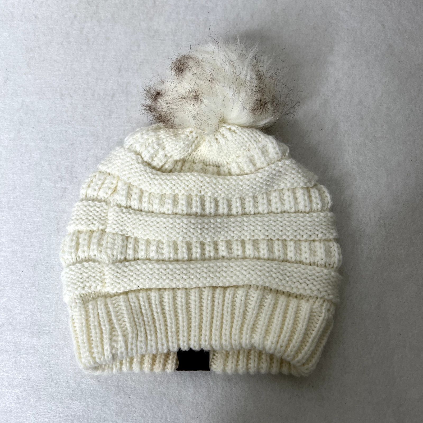 Other CC White Knit Pom Pom Beanie Hat Size ONE SIZE - 3 Thumbnail