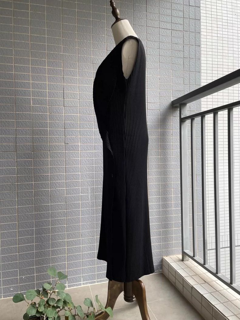 Issey Miyake Issey Miyake size:2 Black pleated long coat Size XS / US 0-2 / IT 36-38 - 6 Thumbnail