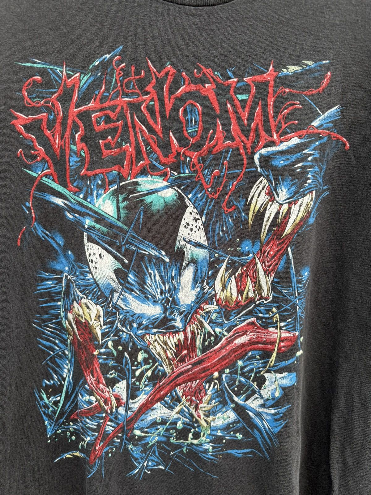 Marvel Comics × Vintage Vintage Y2K Marvel Venom Tshirt Size US XL / EU 56 / 4 - 4 Thumbnail