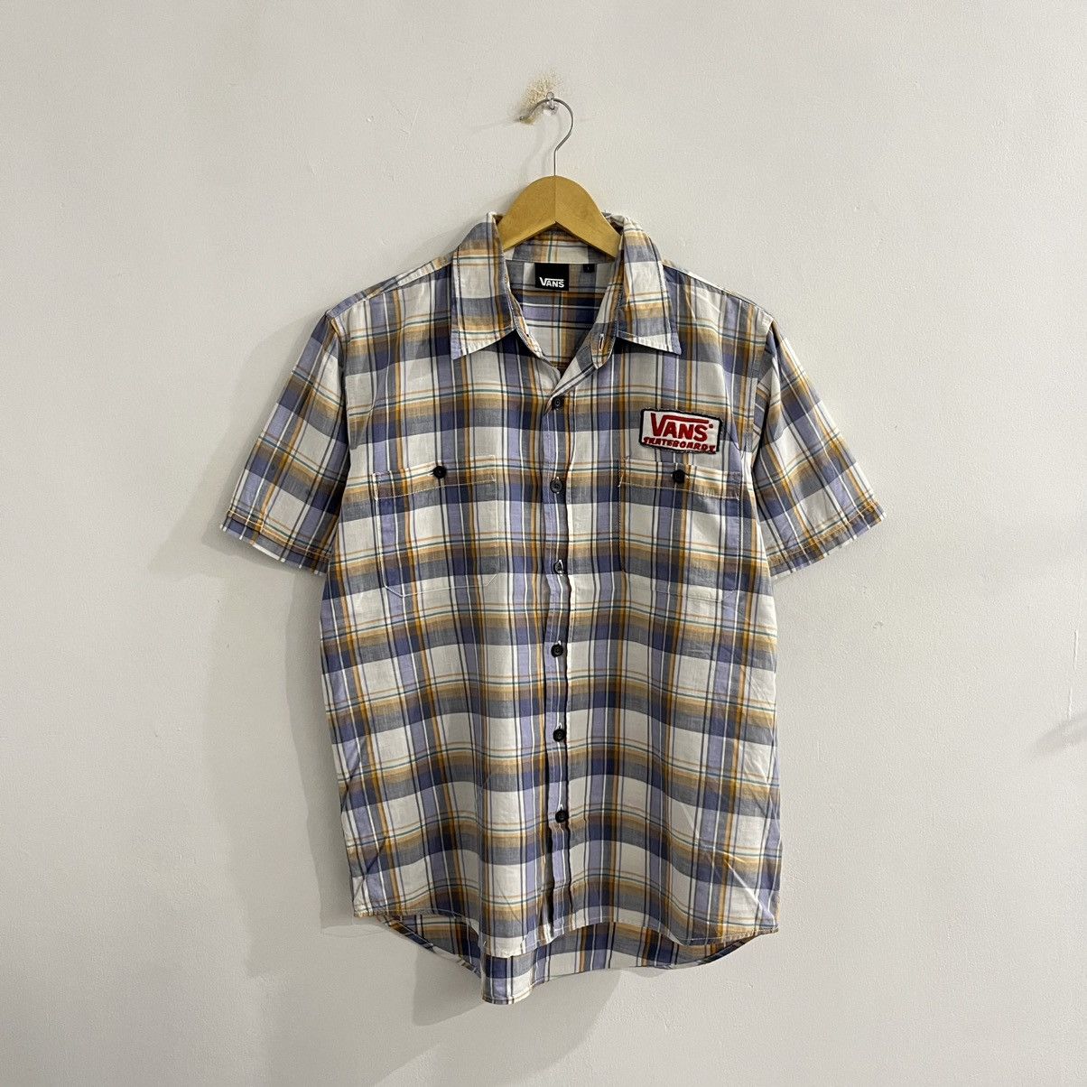 Vans Vans Off The Wall Plaid Short Shirt - JUN25 Size US L / EU 52-54 / 3 - 1 Thumbnail