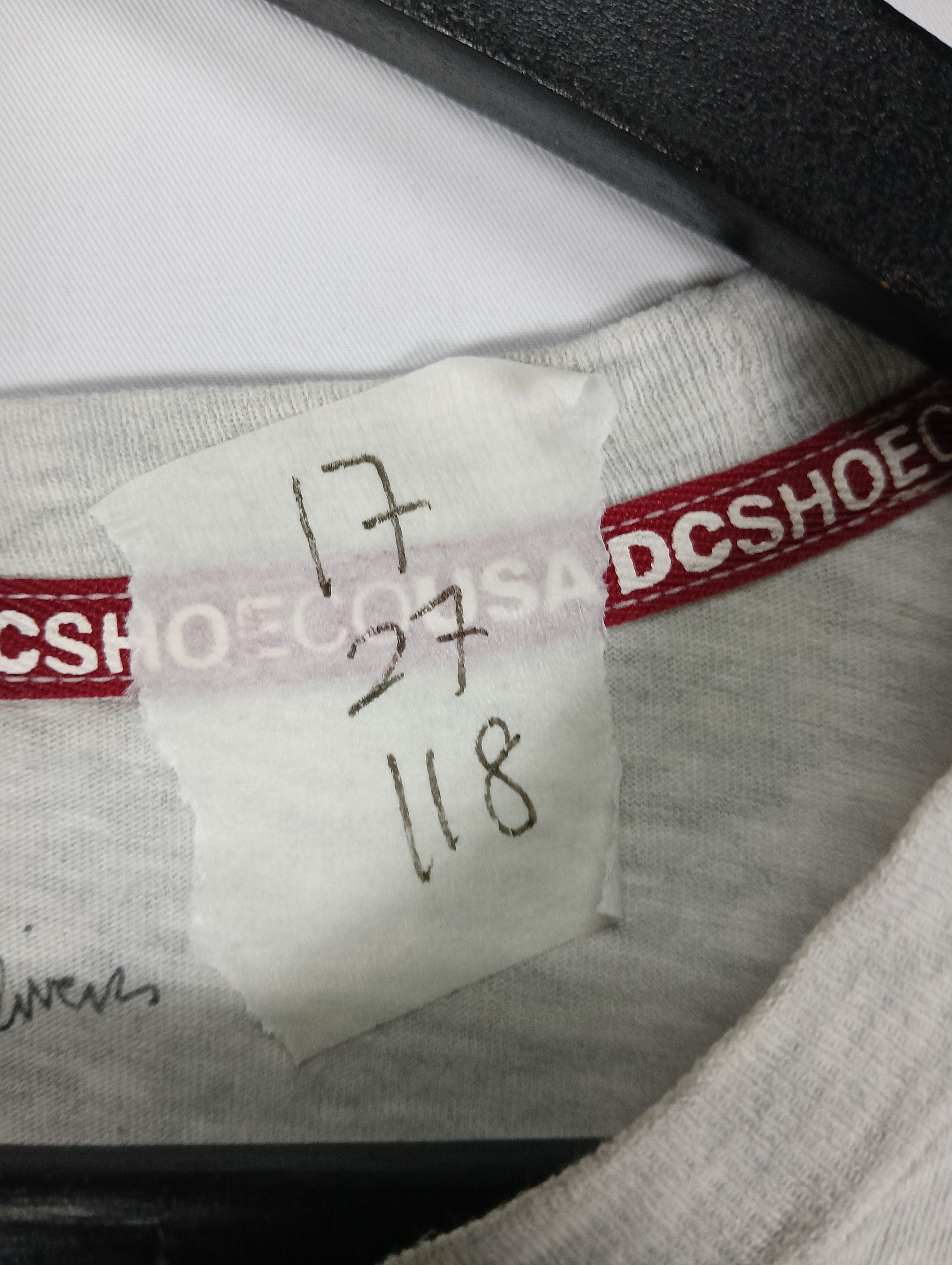 Vintage dc shoes TEE VINTAGE JEAN Size US S / EU 44-46 / 1 - 7 Thumbnail