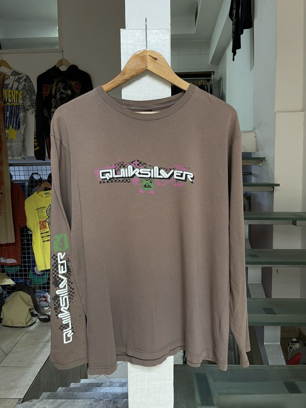 Quiksilver Vintage Quiksilver Long Sleeve t shirt sleeve hit Size US L / EU 52-54 / 3 - 1 Thumbnail