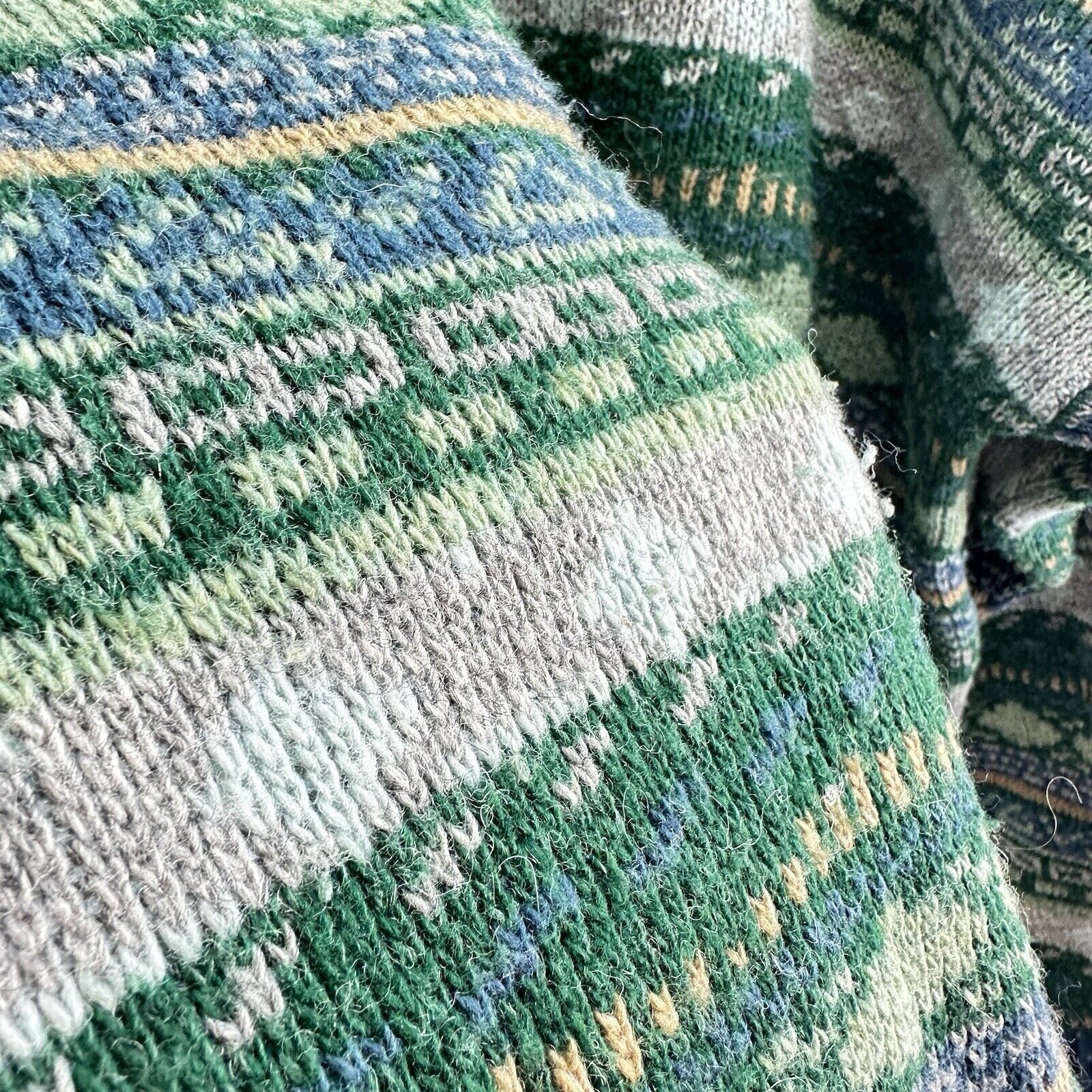 Vintage Le Capitole Wool Turtleneck Sweater Adult XXL Green/blue Size US XXL / EU 58 / 5 - 2 Thumbnail