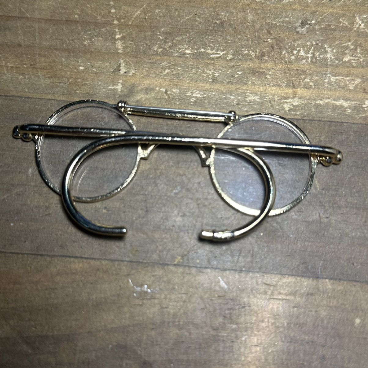 Vintage Vintage gold tone eyeglass brooch Size ONE SIZE - 4 Thumbnail