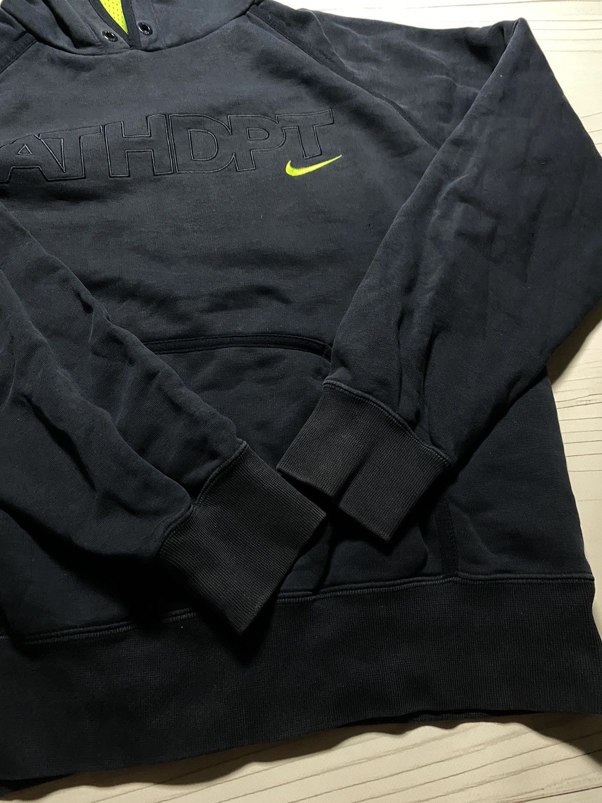 Nike × Vintage Vintage Nike Big Logo Athletic faded box fit y2k hoodie Size US L / EU 52-54 / 3 - 10 Thumbnail