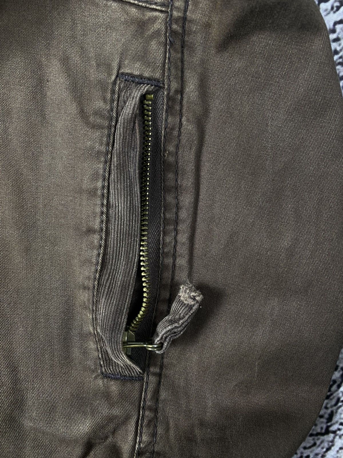 Japanese Brand Vintage Y2K cargo faded wide low rise pants 00s streetwear Size 30" / US 8 / IT 44 - 4 Thumbnail