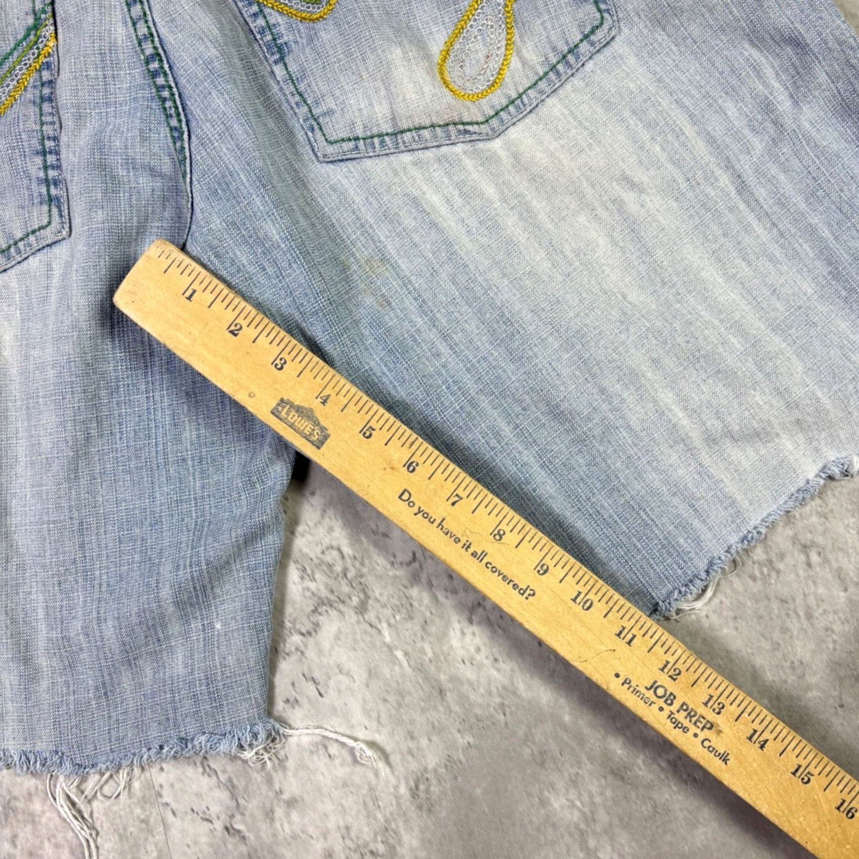 CO VINTAGE 5ive Jungle & Co Denim Shorts Bermuda Blue Light Wash 34 Mens Distressed 5-Pocket Zip? Button? (use only original words) Size US 36 / EU 52 - 5 Thumbnail