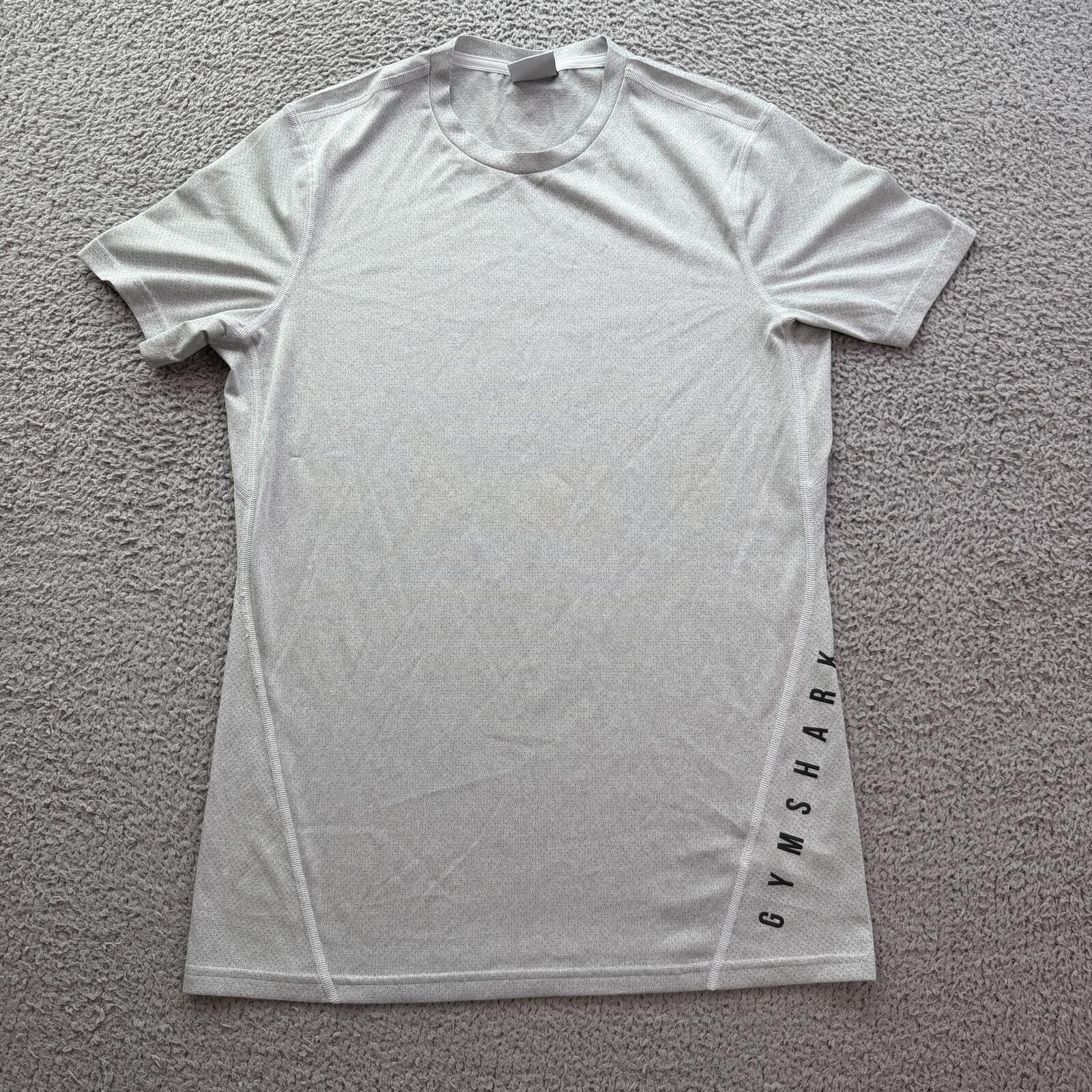 Gymshark Gymshark Women’s XS White Breathable Mesh T-Shirt Tee Slim Size XS / US 0-2 / IT 36-38 - 1 Thumbnail