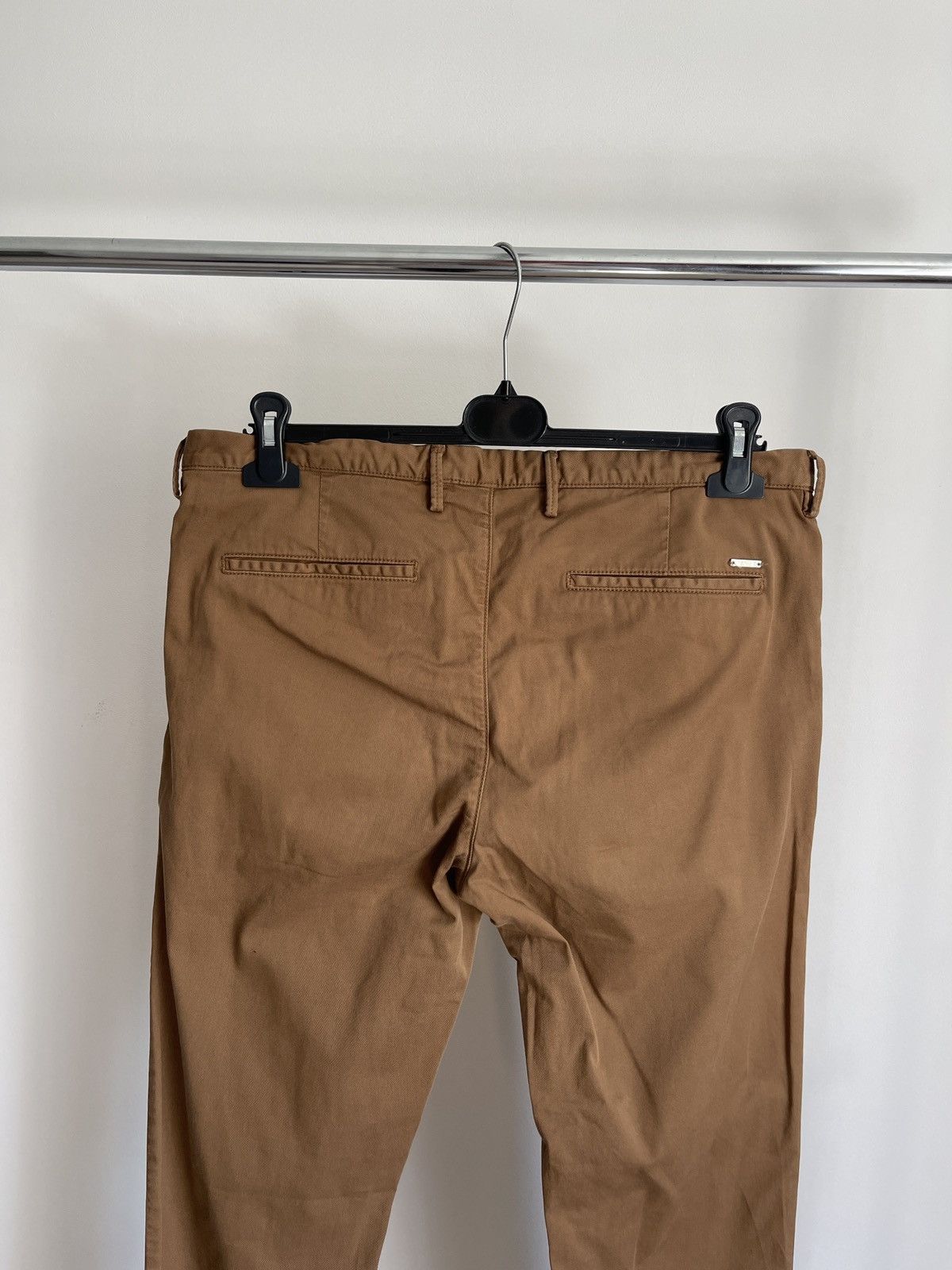 Hugo Boss Hugo boss chino pants brown Size US 34 / EU 50 - 5 Thumbnail
