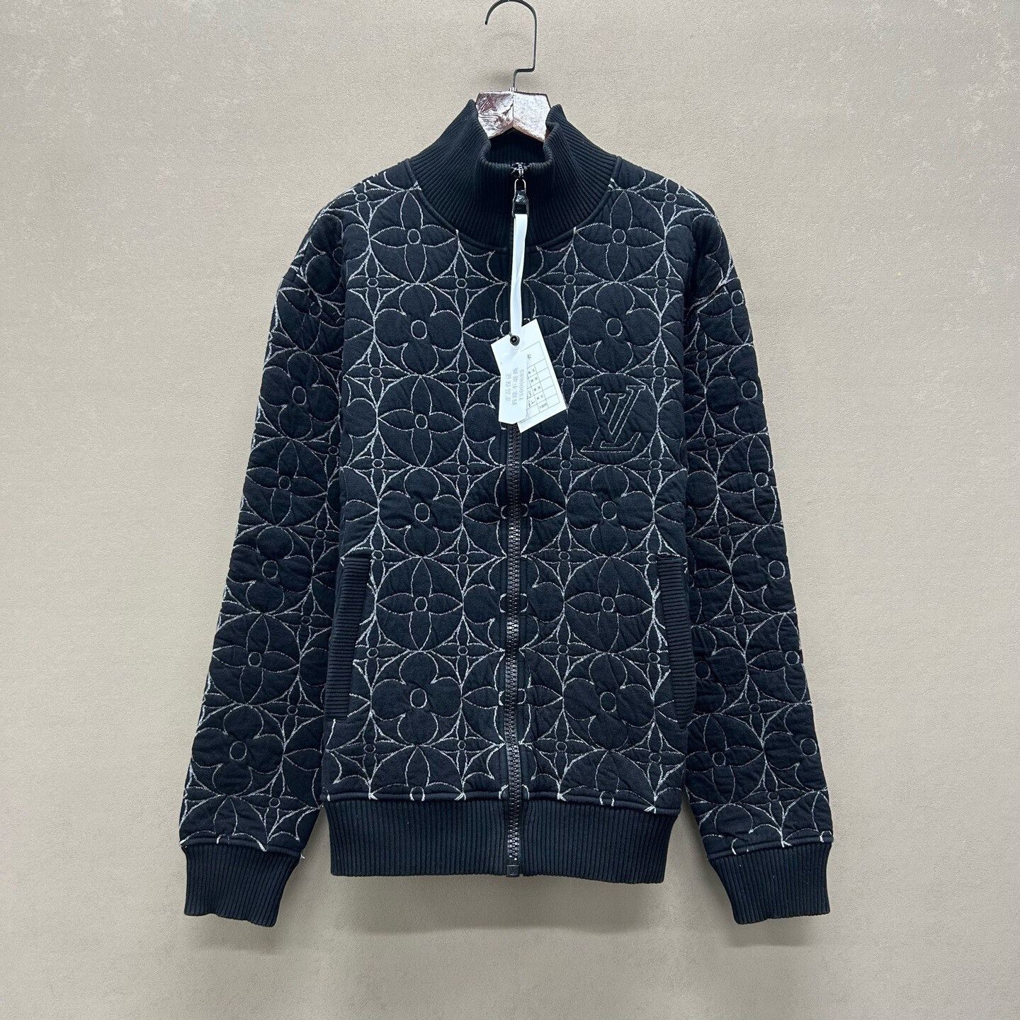 Louis Vuitton Louis Vuitton Floral Baseball Jacket M Size US M / EU 48-50 / 2 - 1 Thumbnail