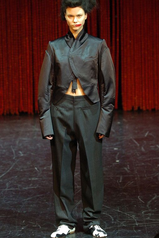 Comme des Garcons COMME des GARÇONS AW04 Curved-Sleeve Tailored Jacket Size S / US 4 / IT 40 - 3 Thumbnail