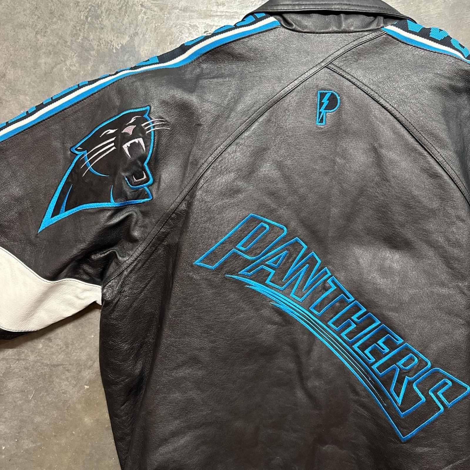 Vintage Vintage 90s Carolina Panthers Pro Player NFL Leather Jacket Size US L / EU 52-54 / 3 - 6 Thumbnail