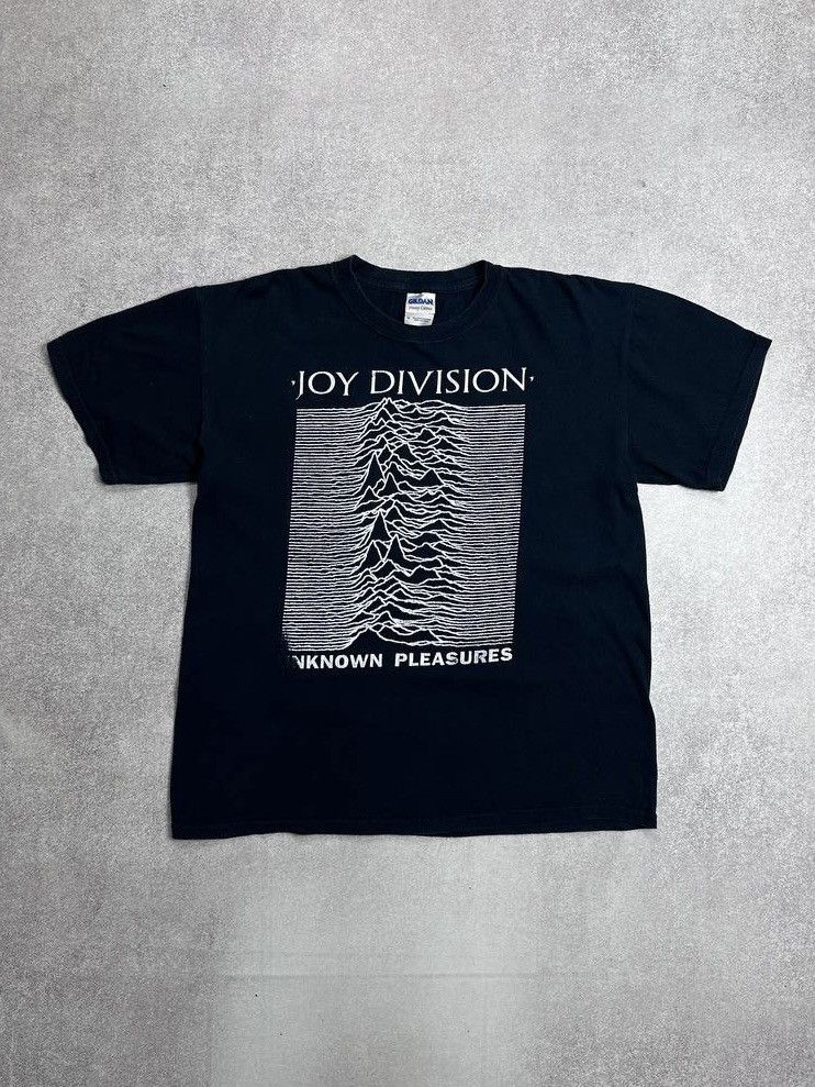 Band Tees Vintage 90s Joy Division Unknown Pleasures Boxy T-shirt M Size US M / EU 48-50 / 2 - 1 Thumbnail