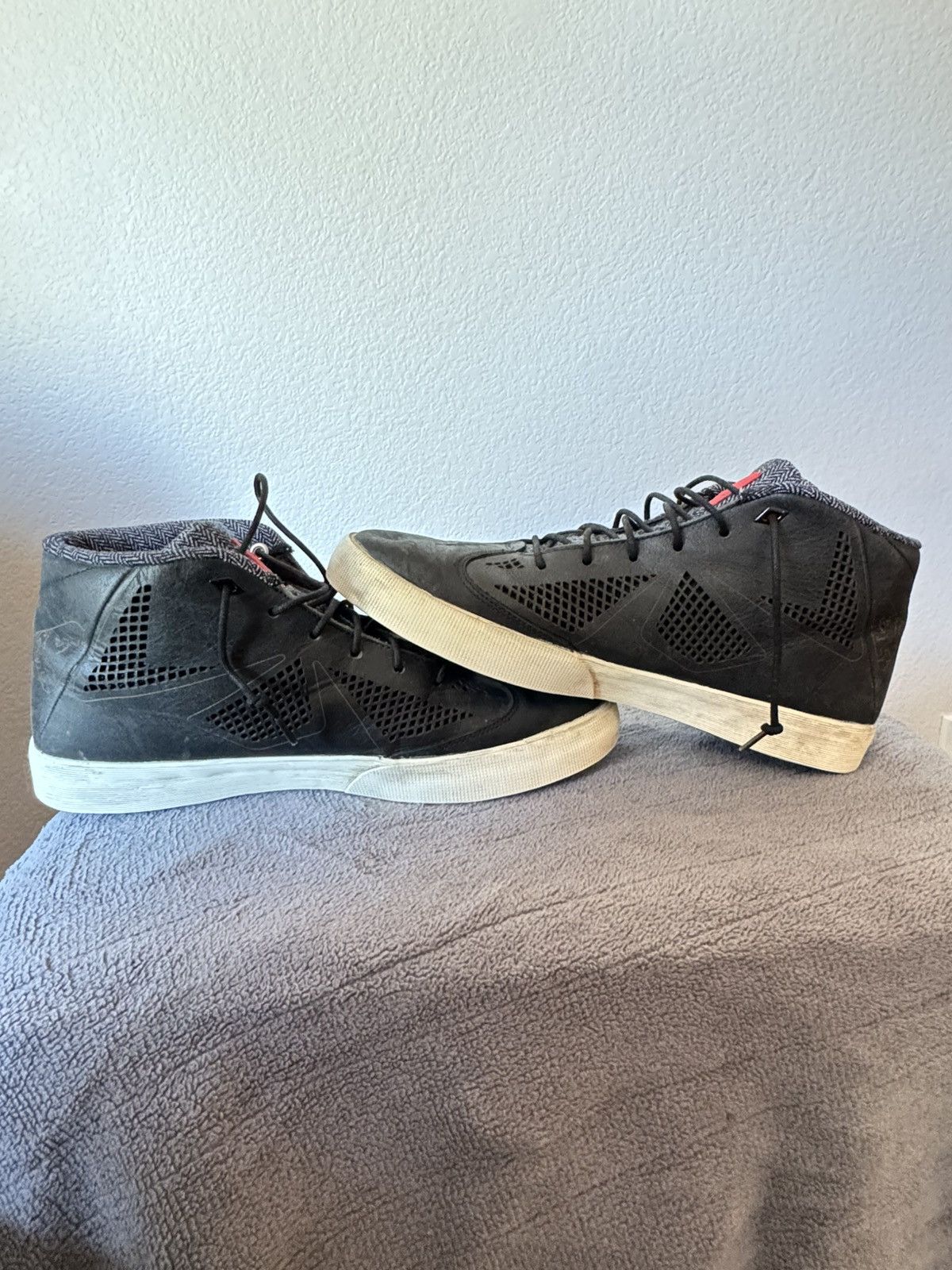 Nike Nike LeBron 10 NSW Lifestyle Size US 11.5 / EU 44-45 - 5 Thumbnail