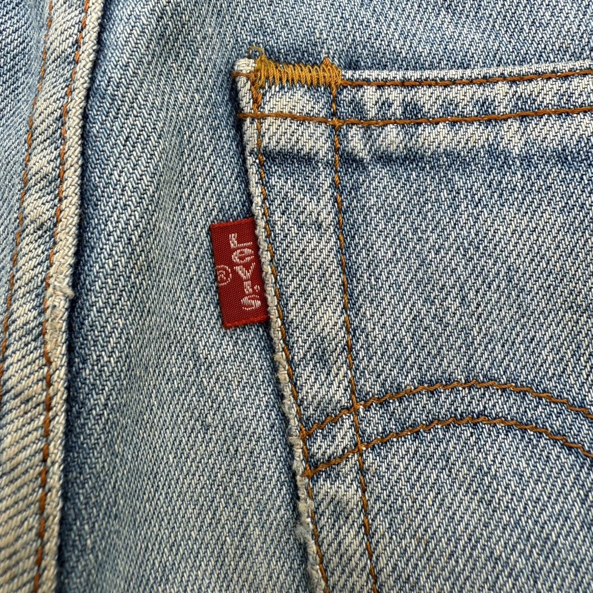 Levi's Vintage Clothing VINTAGE LEVI'S 525 LIGHT WASH FADED DENIM JEANS Size US 29 - 13 Thumbnail