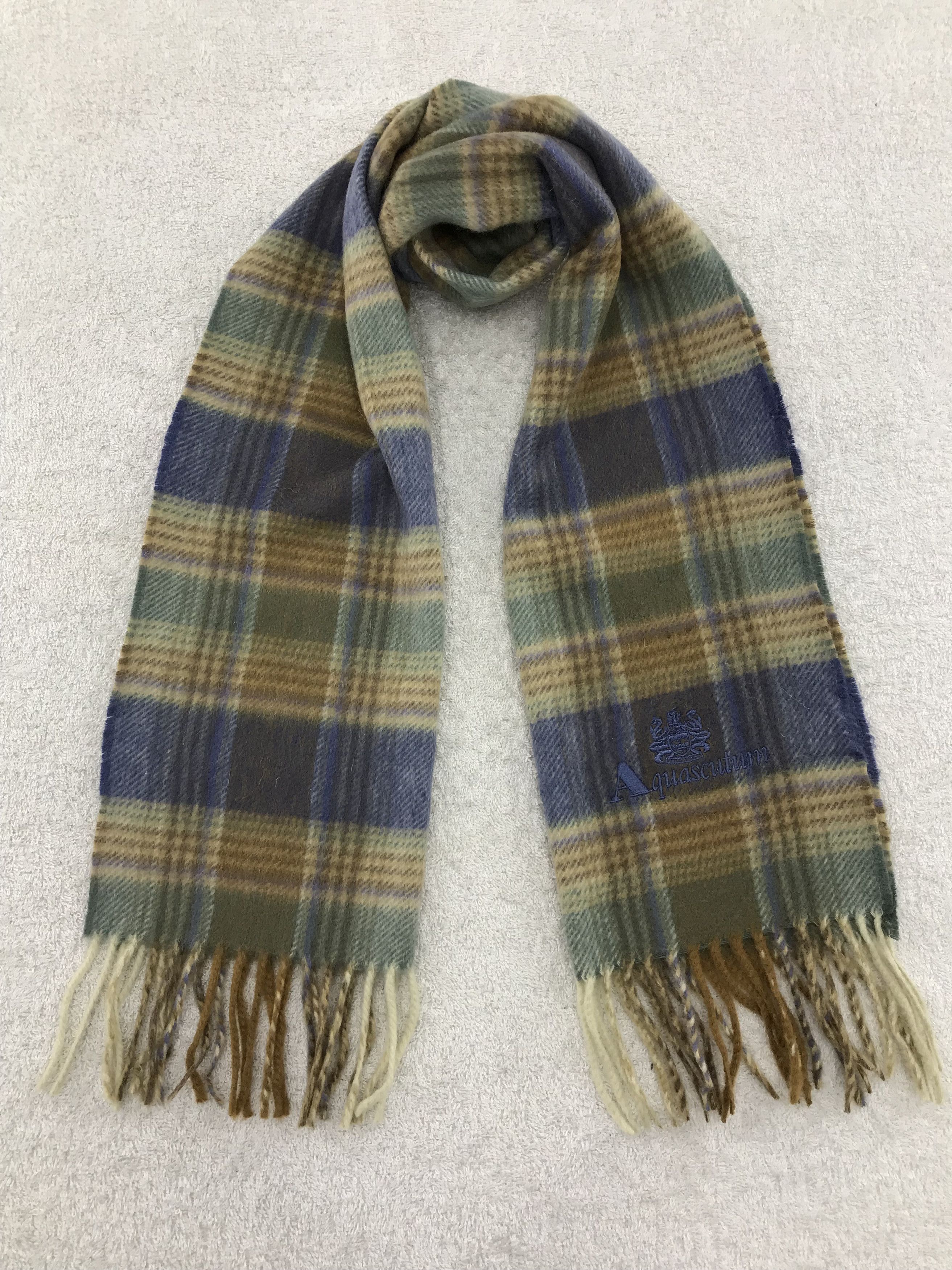 Aquascutum × Vintage Aquascutum Scarf / Muffler / Neckwear - WW1174 Size ONE SIZE - 1 Thumbnail