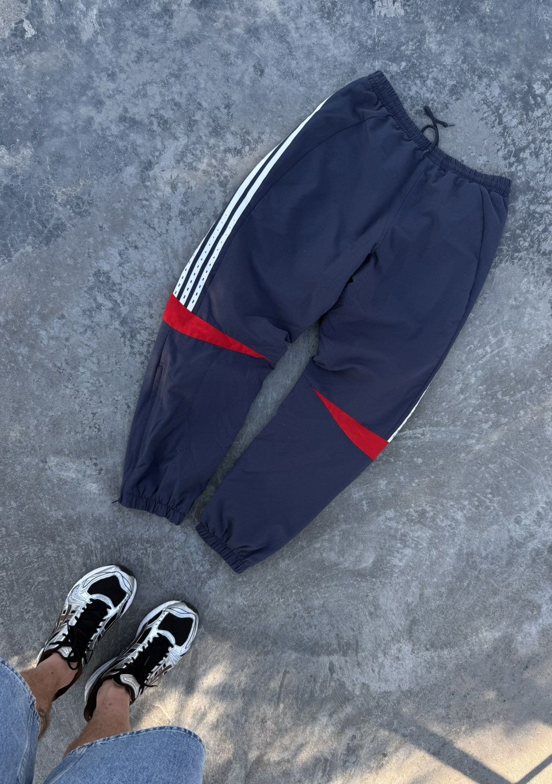 Adidas Vintage Adidas Liverpool Y2K Blokecore Track Soccer Pants Size US 32 / EU 48 - 3 Thumbnail