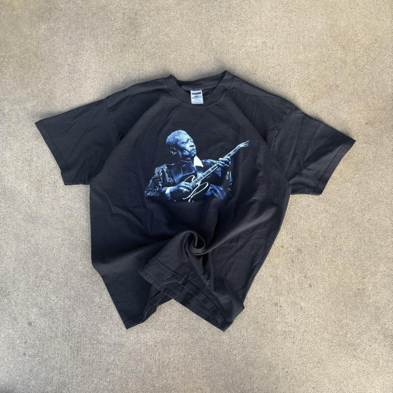 Band Tees × Jerzees × Vintage Vintage King Of the Blues Faded Tshirt Size US XL / EU 56 / 4 - 1 Thumbnail